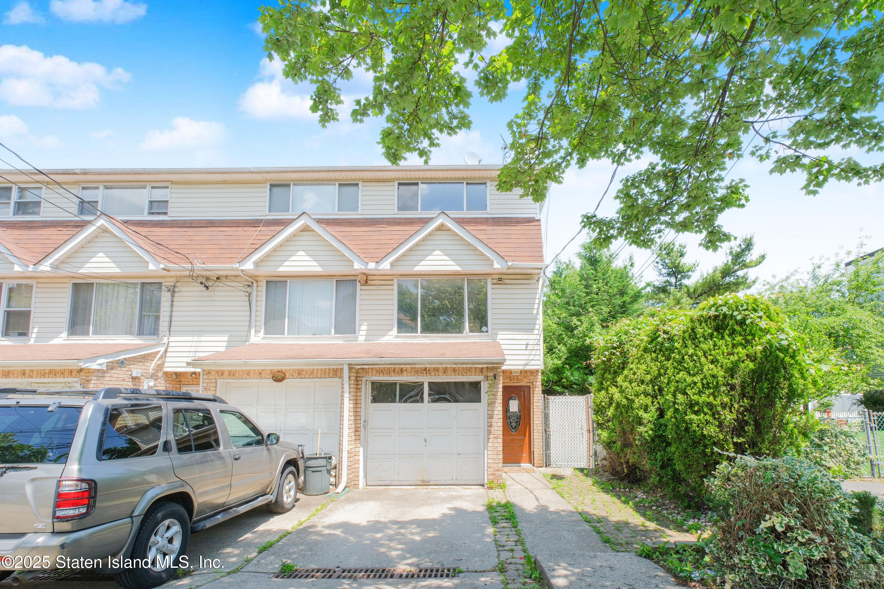 293 Wingham Street, Staten Island, New York image 2