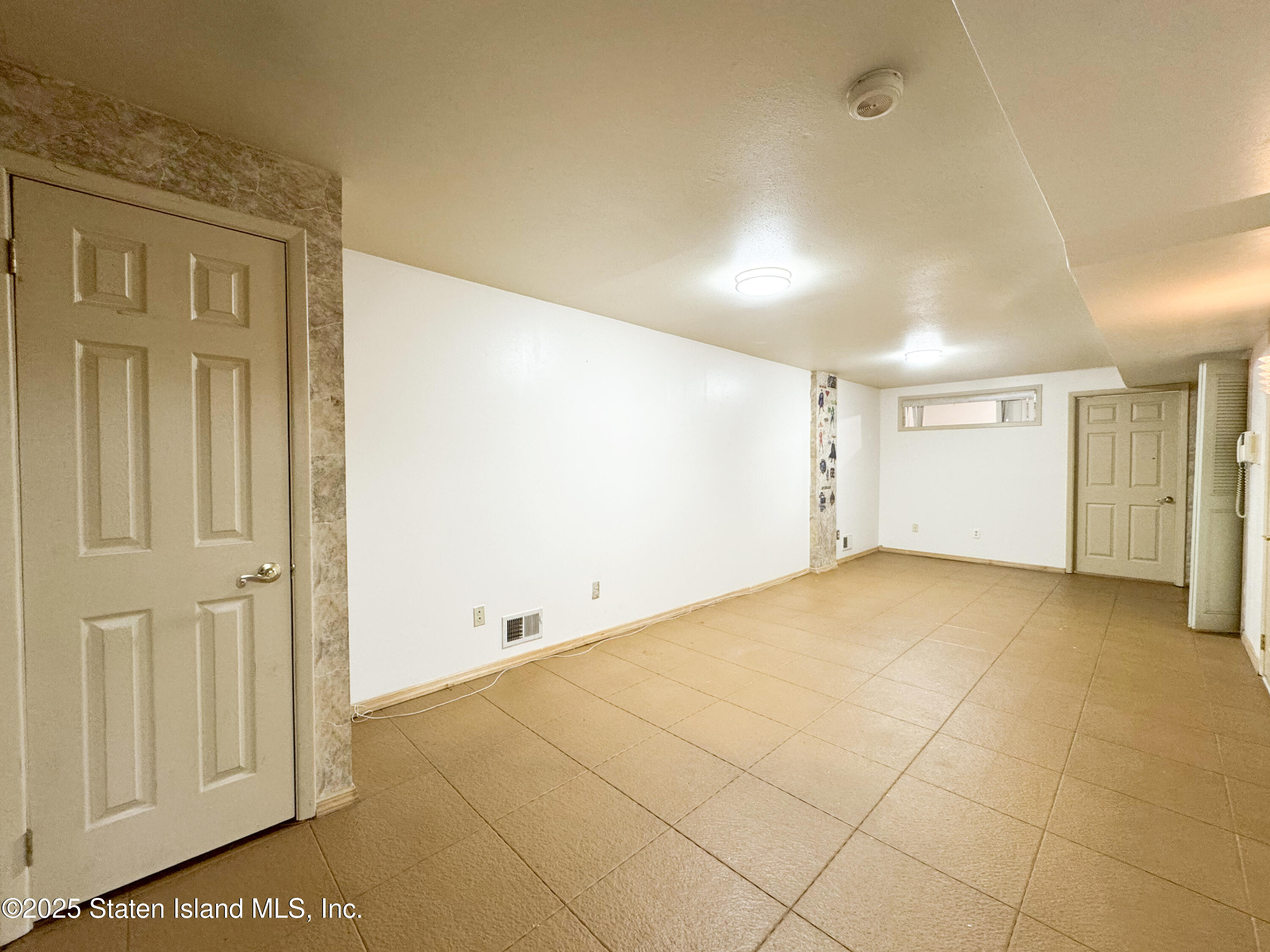 20 Westport Lane, Staten Island, New York image 26