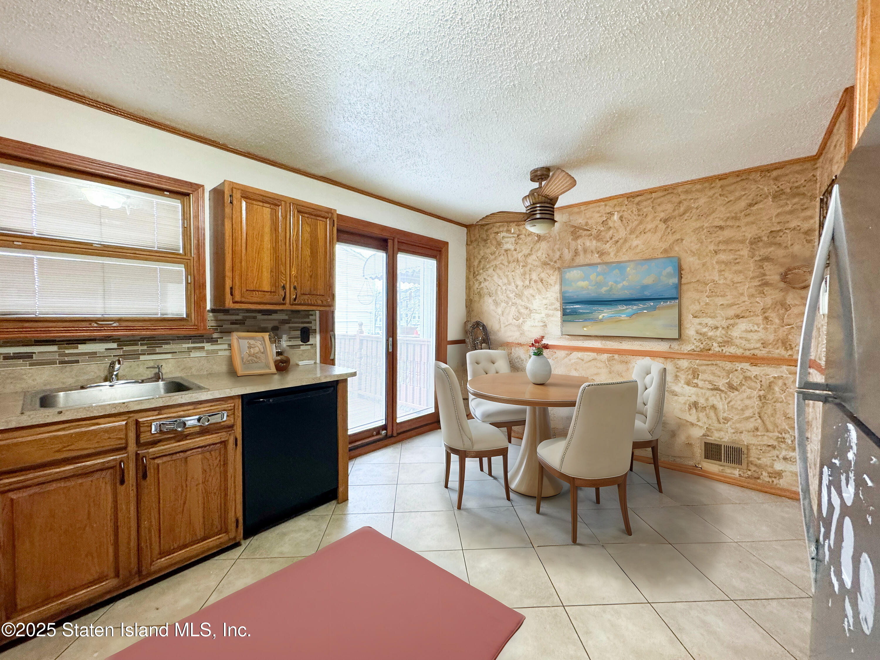 20 Westport Lane, Staten Island, New York image 11