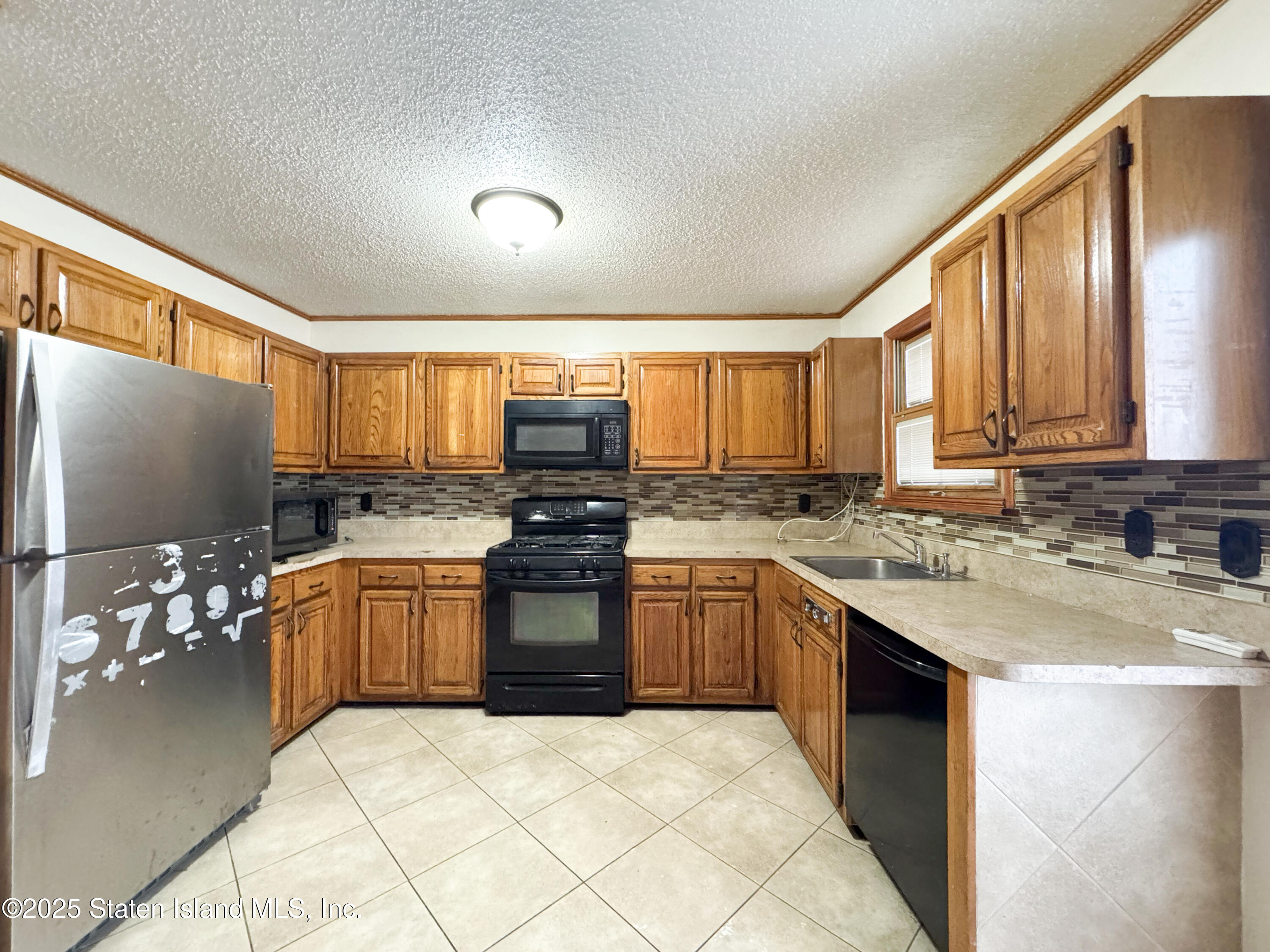 20 Westport Lane, Staten Island, New York image 14