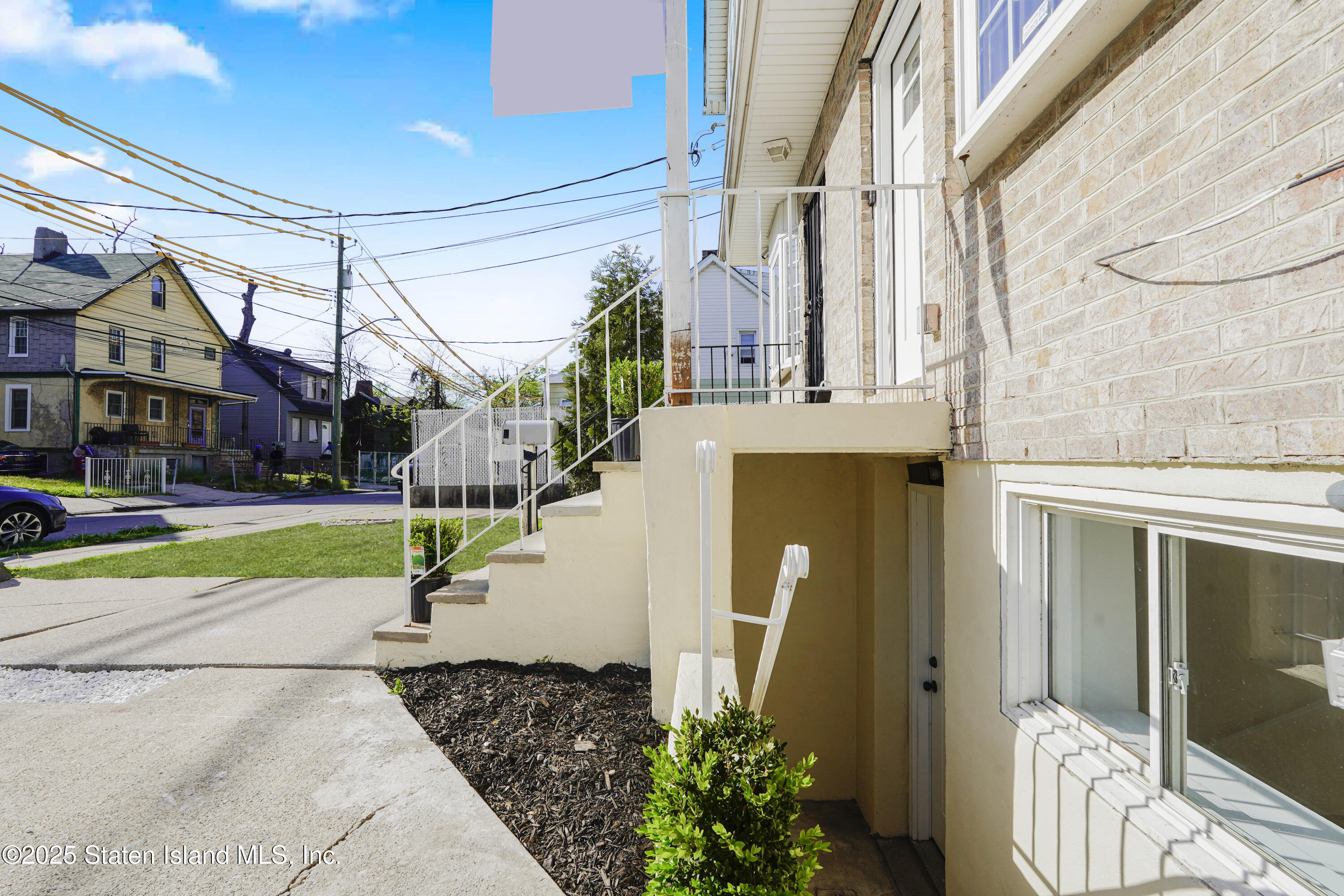 35 Alaska Street, Staten Island, New York image 7