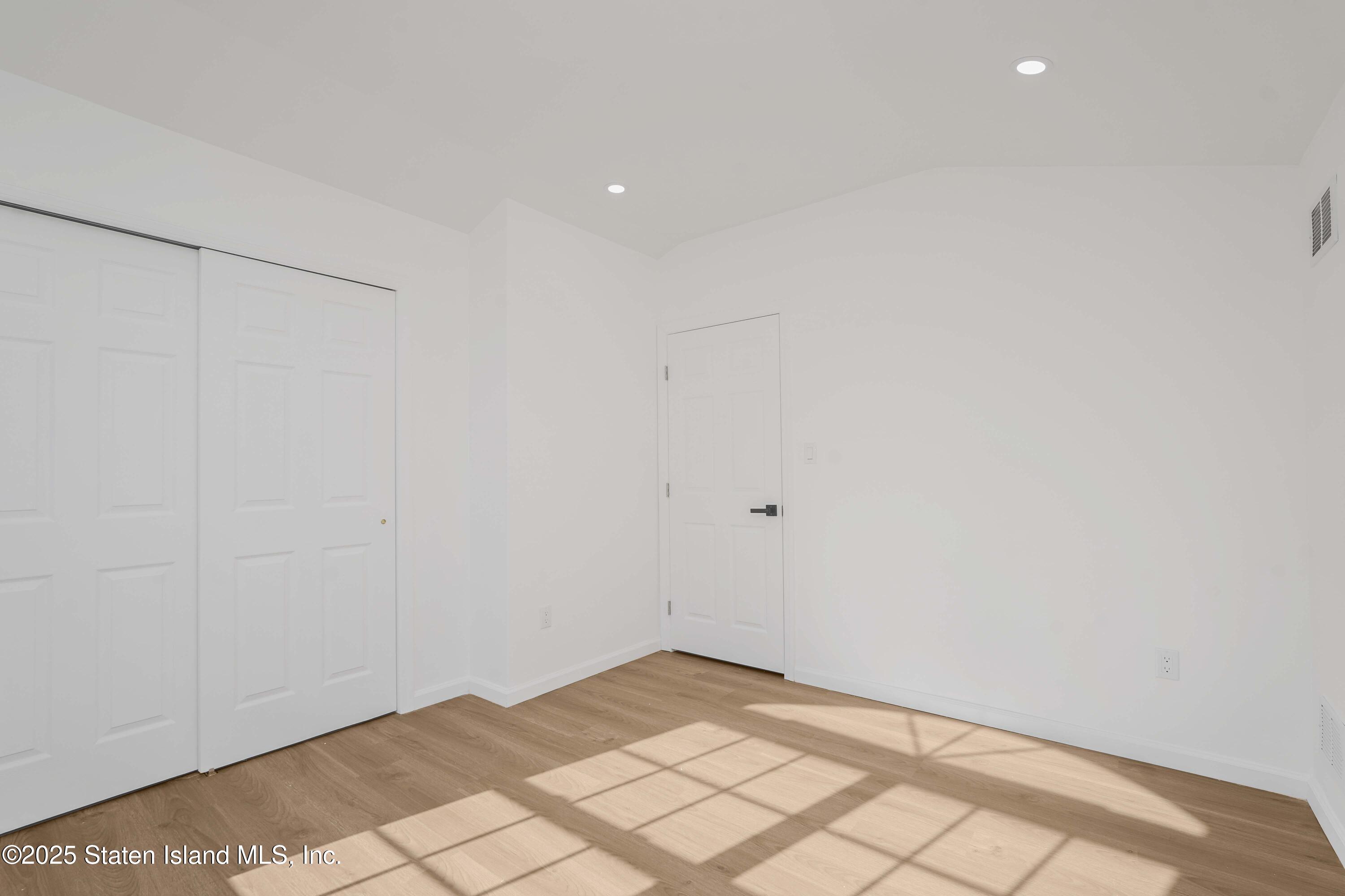 35 Alaska Street, Staten Island, New York image 28