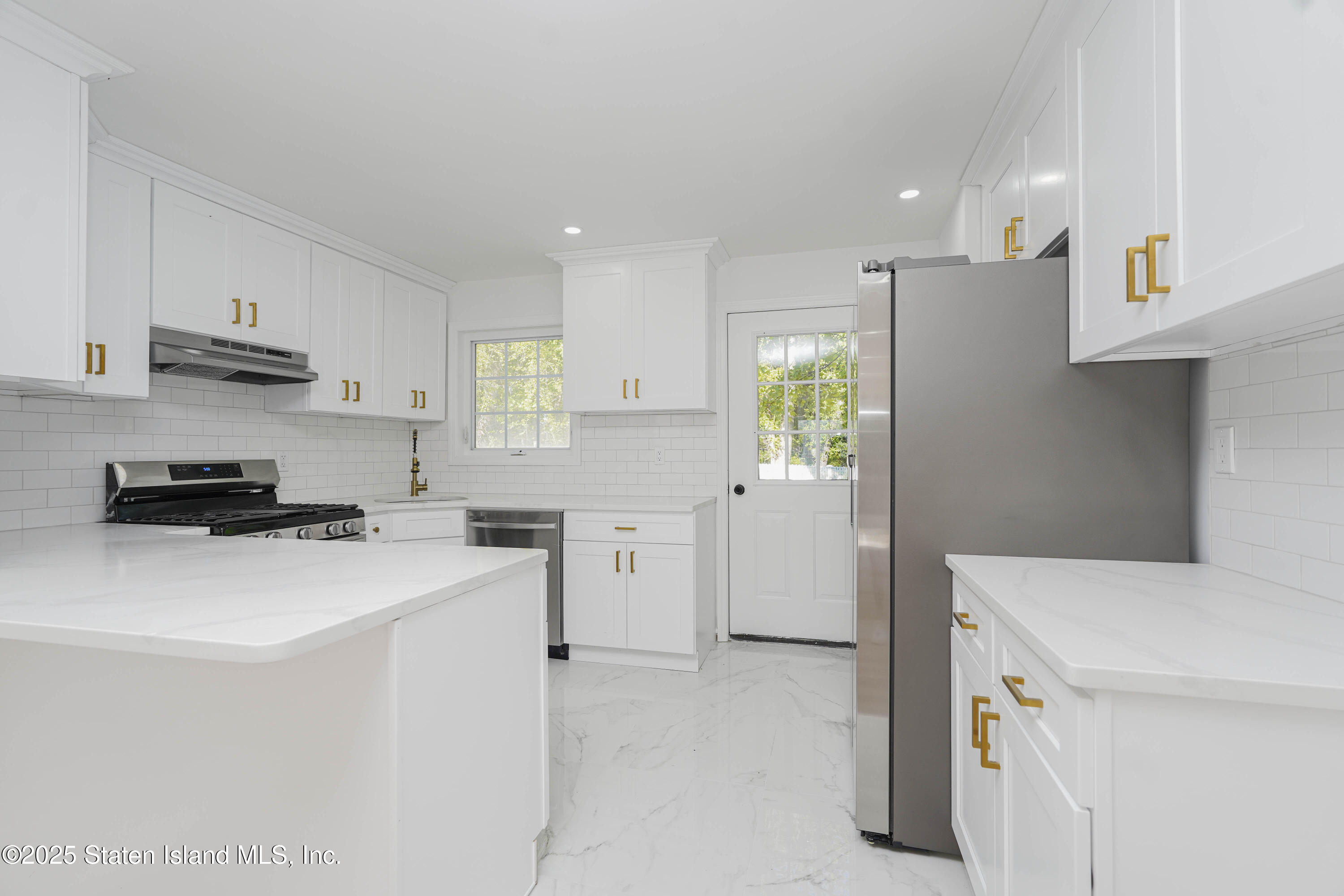 35 Alaska Street, Staten Island, New York image 20