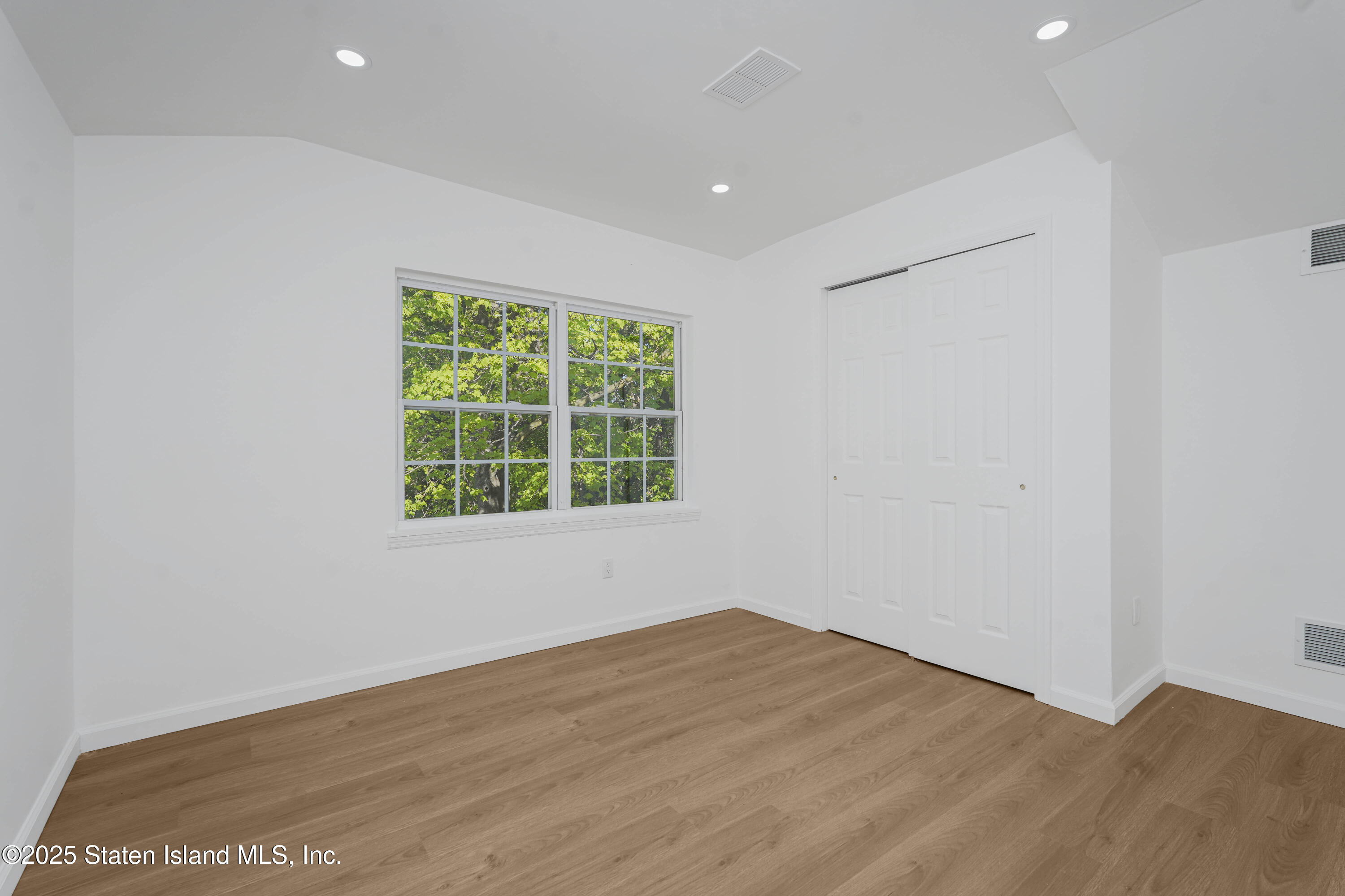35 Alaska Street, Staten Island, New York image 29