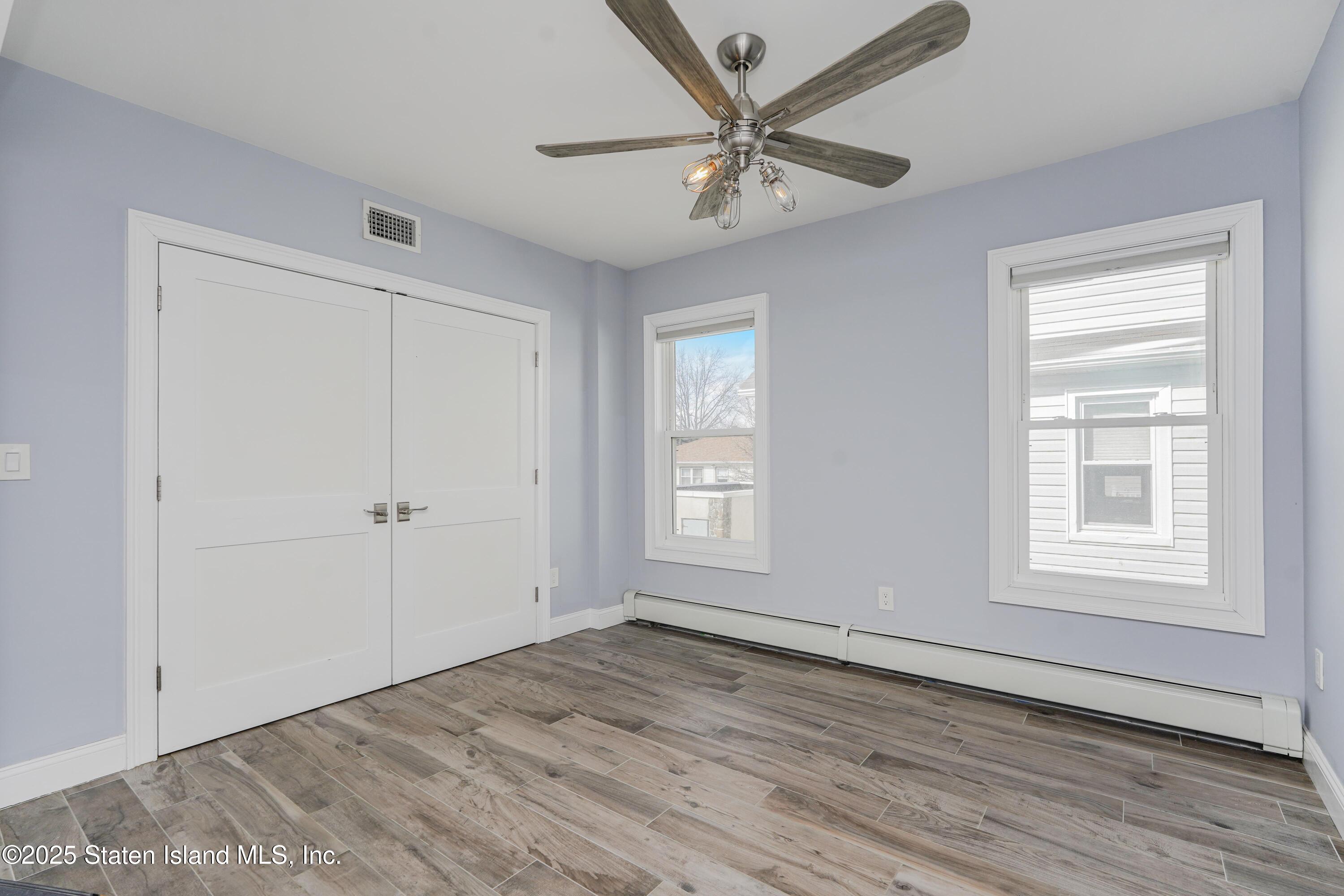 296 Demorest Avenue, Staten Island, New York image 16