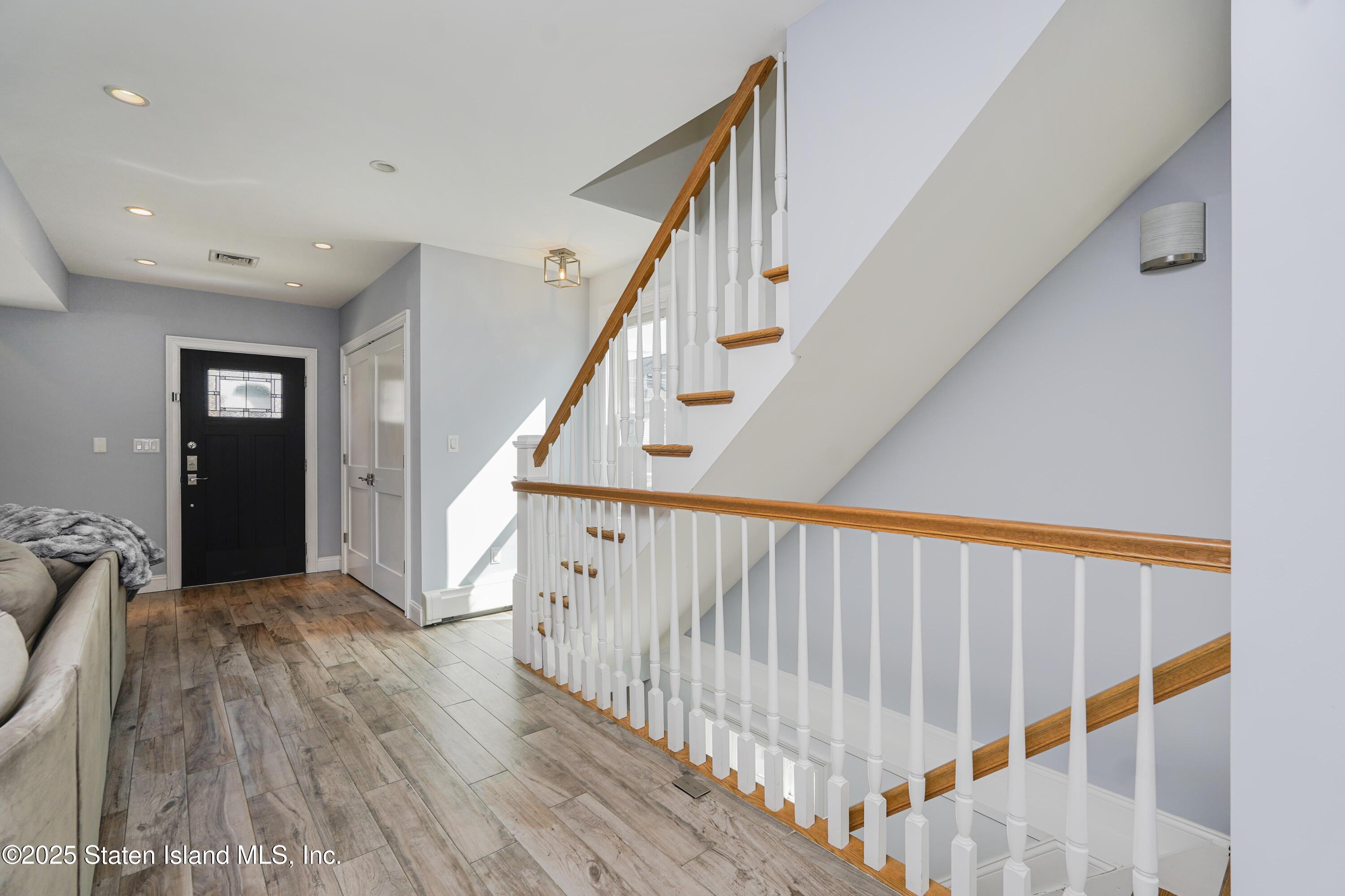 296 Demorest Avenue, Staten Island, New York image 6