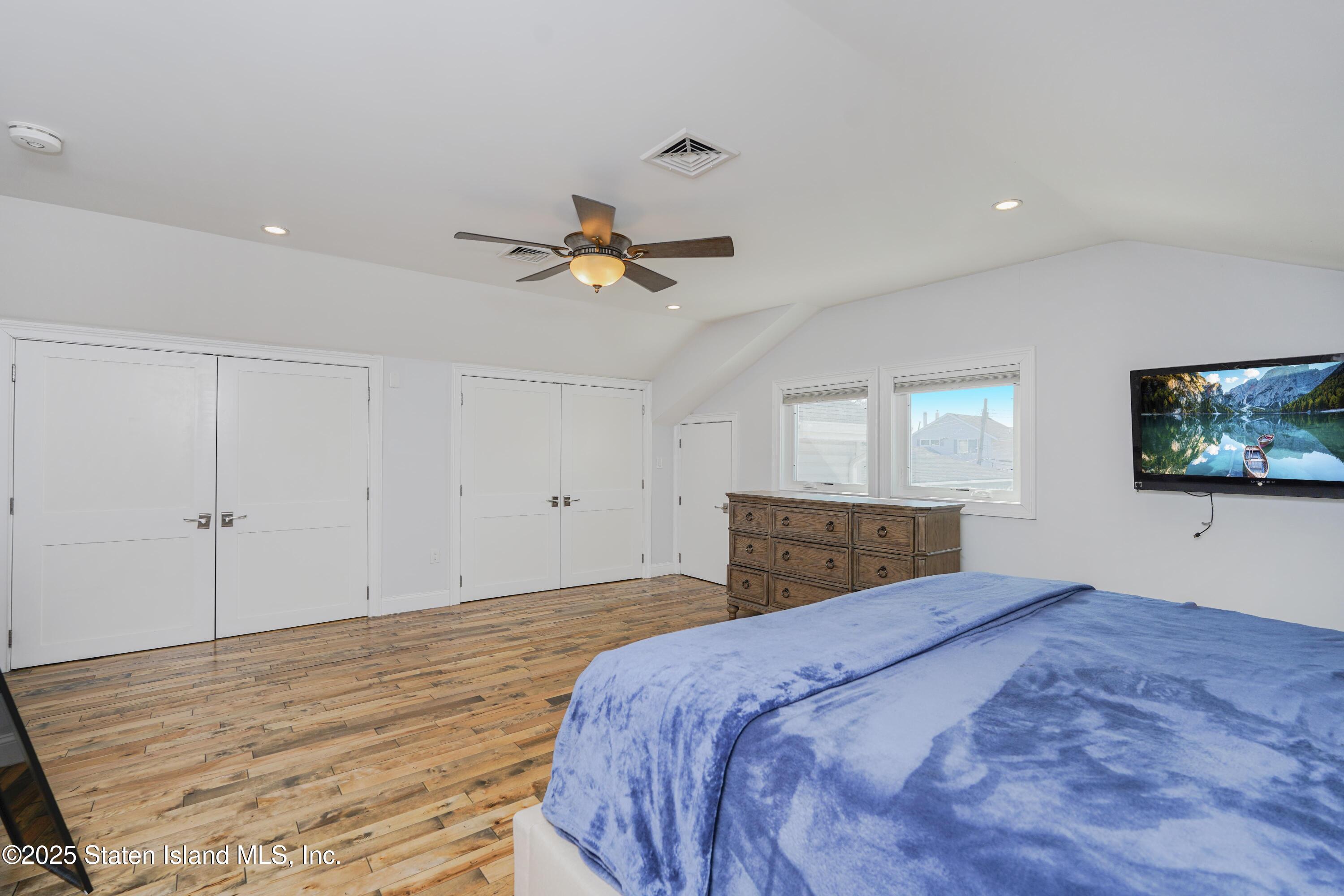 296 Demorest Avenue, Staten Island, New York image 19