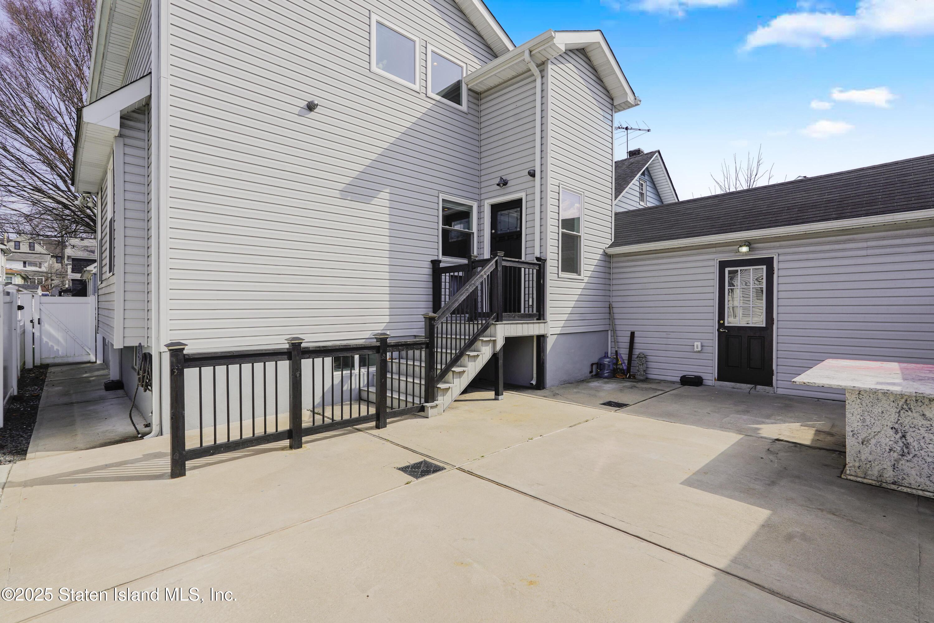 296 Demorest Avenue, Staten Island, New York image 26