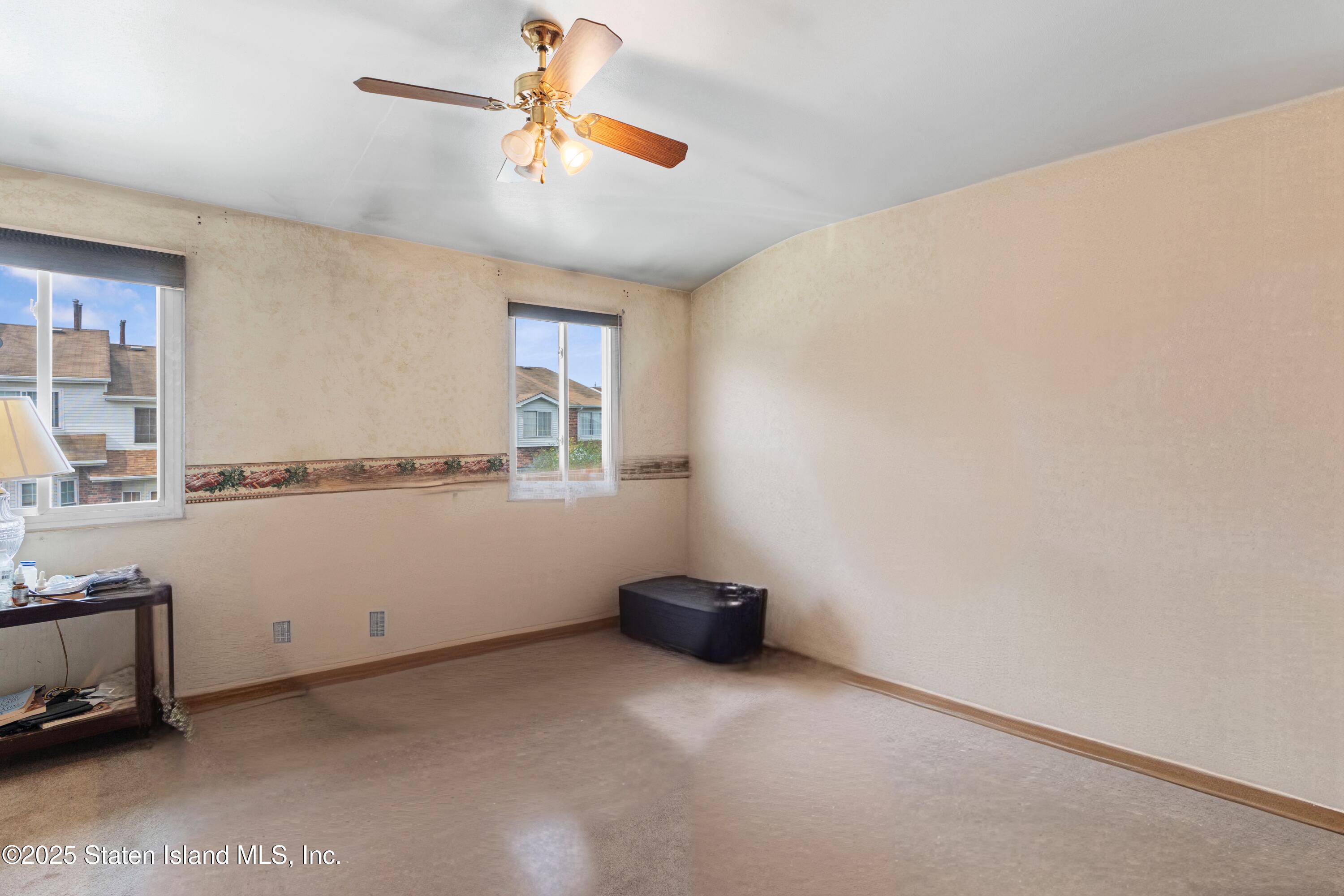 63 Country Drive, Staten Island, New York image 7