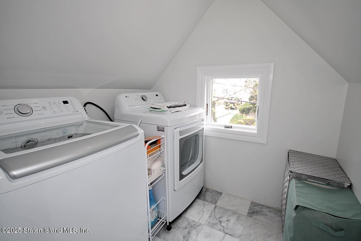 171 Lee Avenue, Staten Island, New York image 26