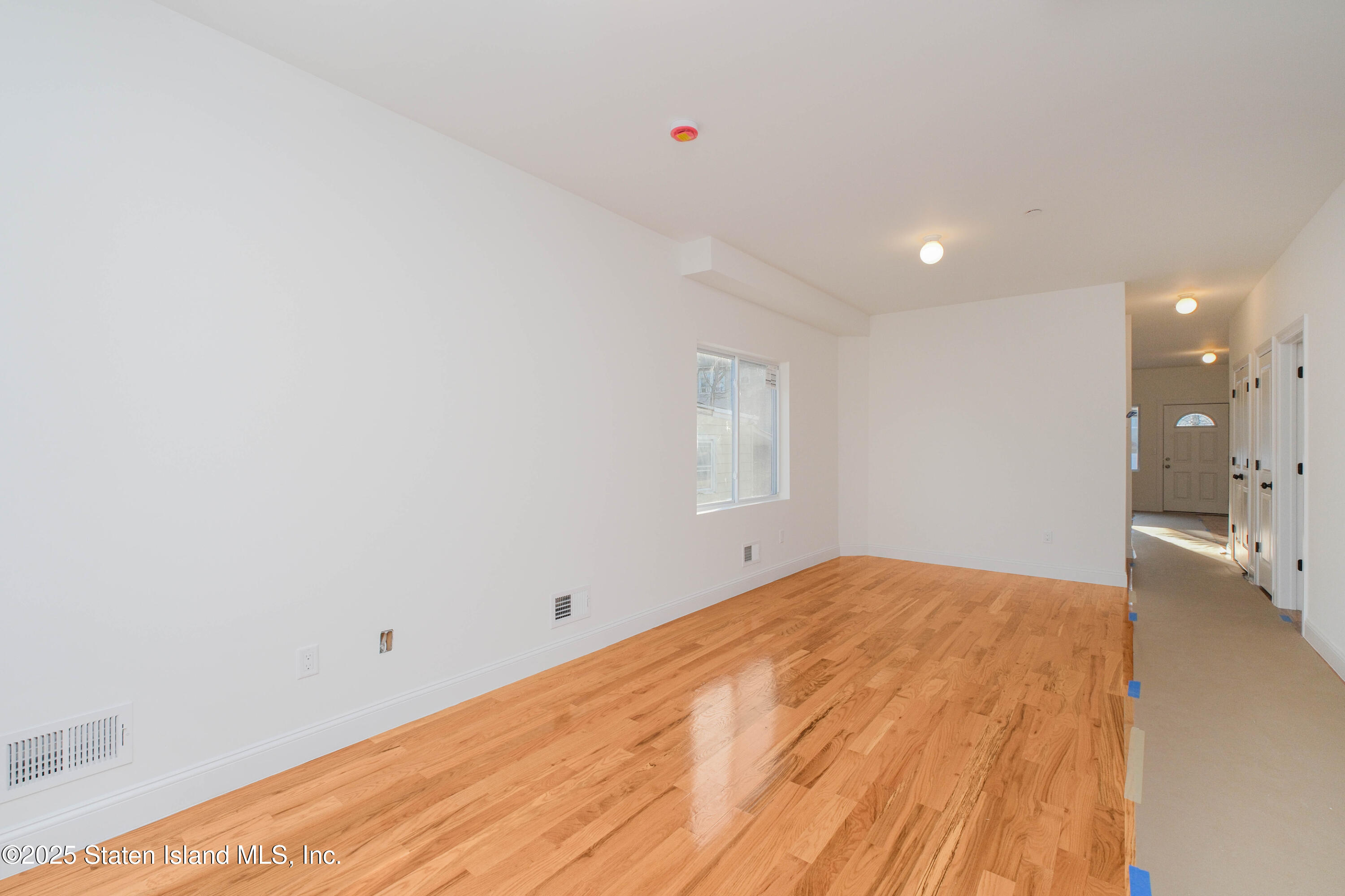 209 Nicholas Avenue, Staten Island, New York image 4