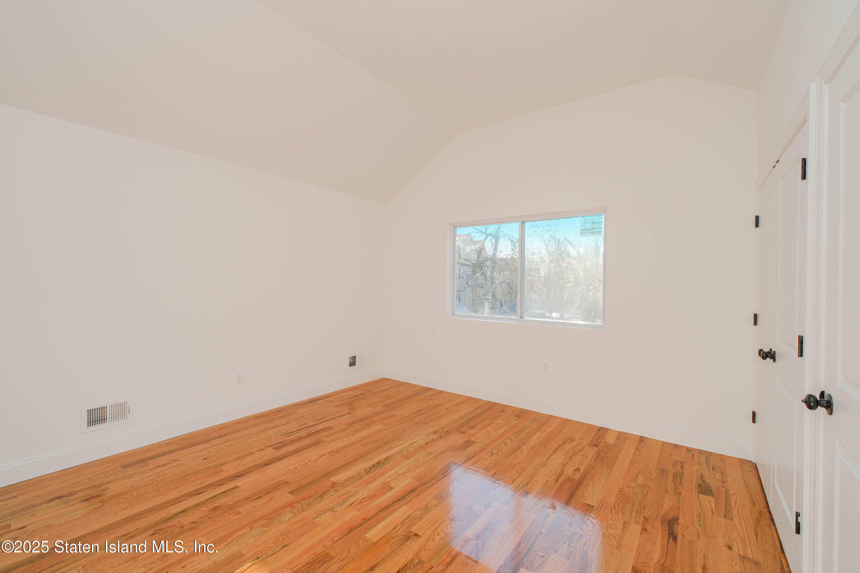 209 Nicholas Avenue, Staten Island, New York image 18