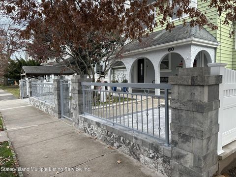 Photo of 60 Townsend Avenue #1, Staten Island, NY 10304 (MLS # 1165871)