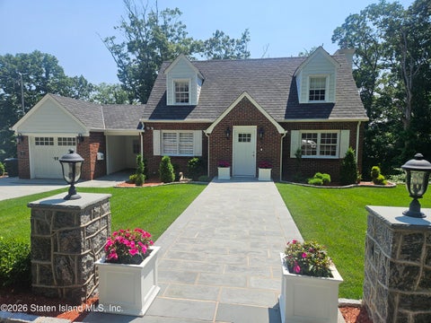 Photo of 210 Longview Road, Staten Island, NY 10301 (MLS # 2603677)