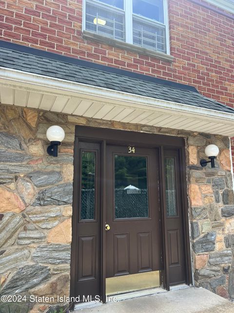 Photo of 34 Bay Terrace #F, Staten Island, NY 10308 (MLS # 2404069)