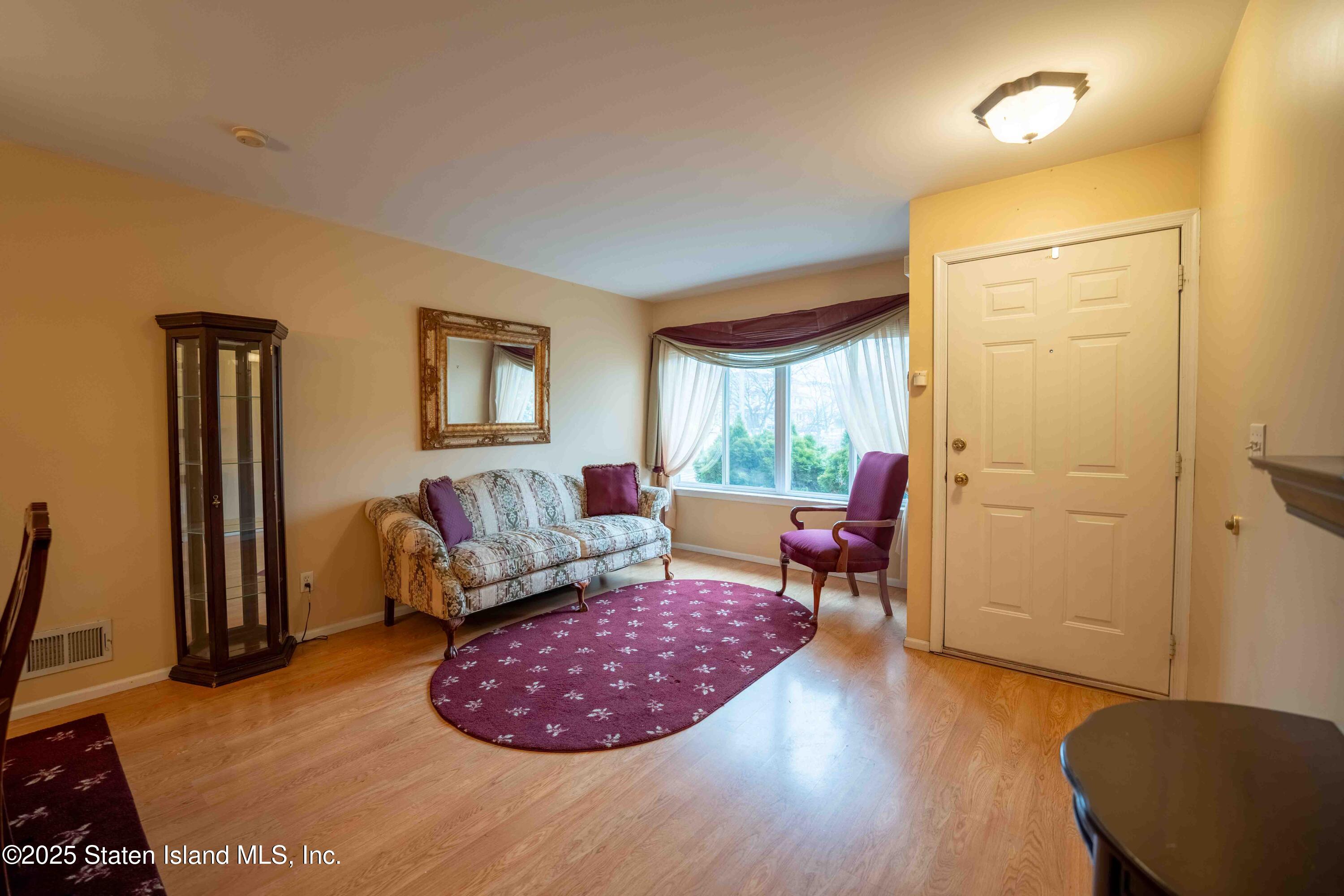150 Kenilworth Avenue, Staten Island, New York image 6