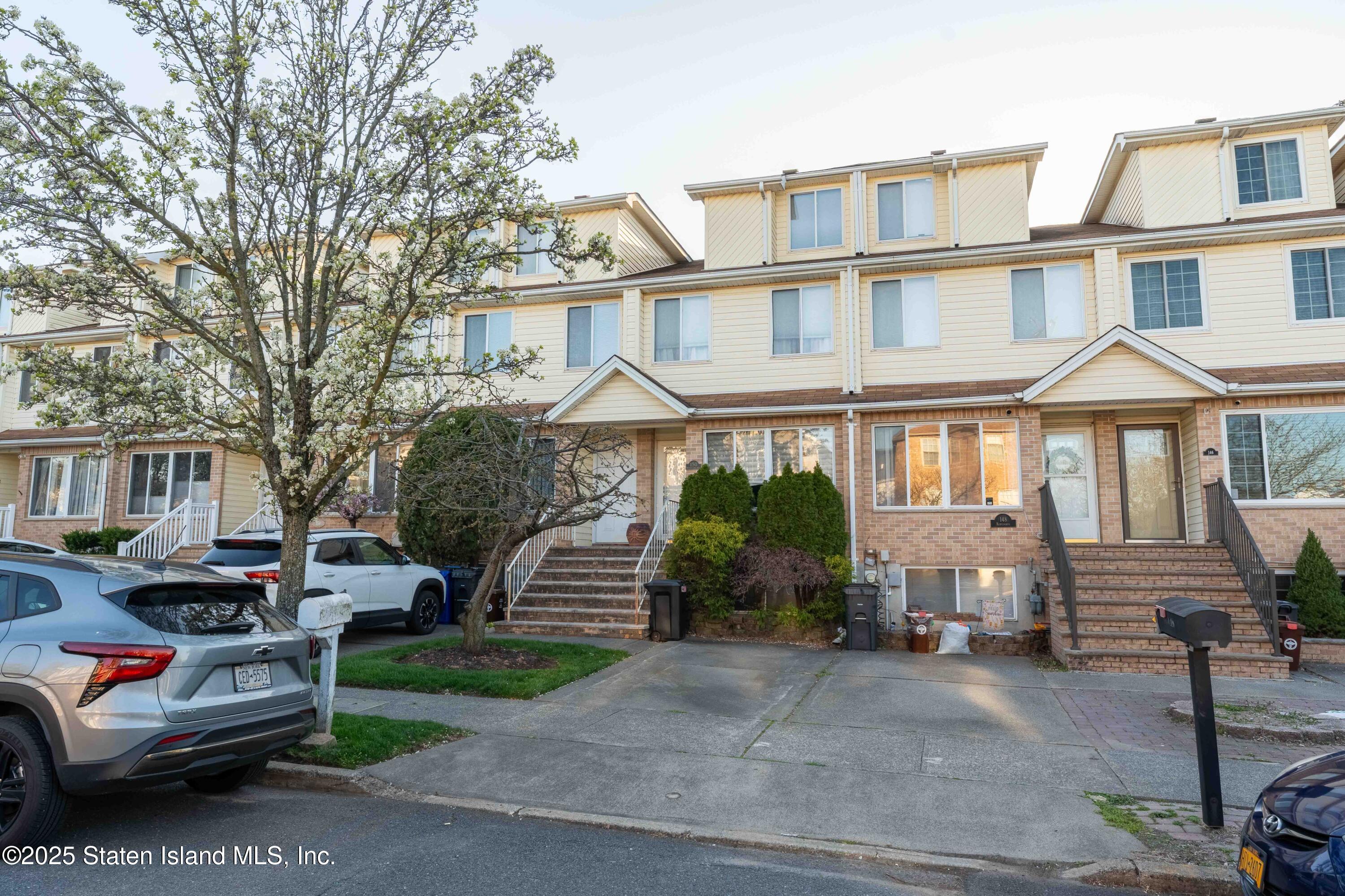 150 Kenilworth Avenue, Staten Island, New York image 3