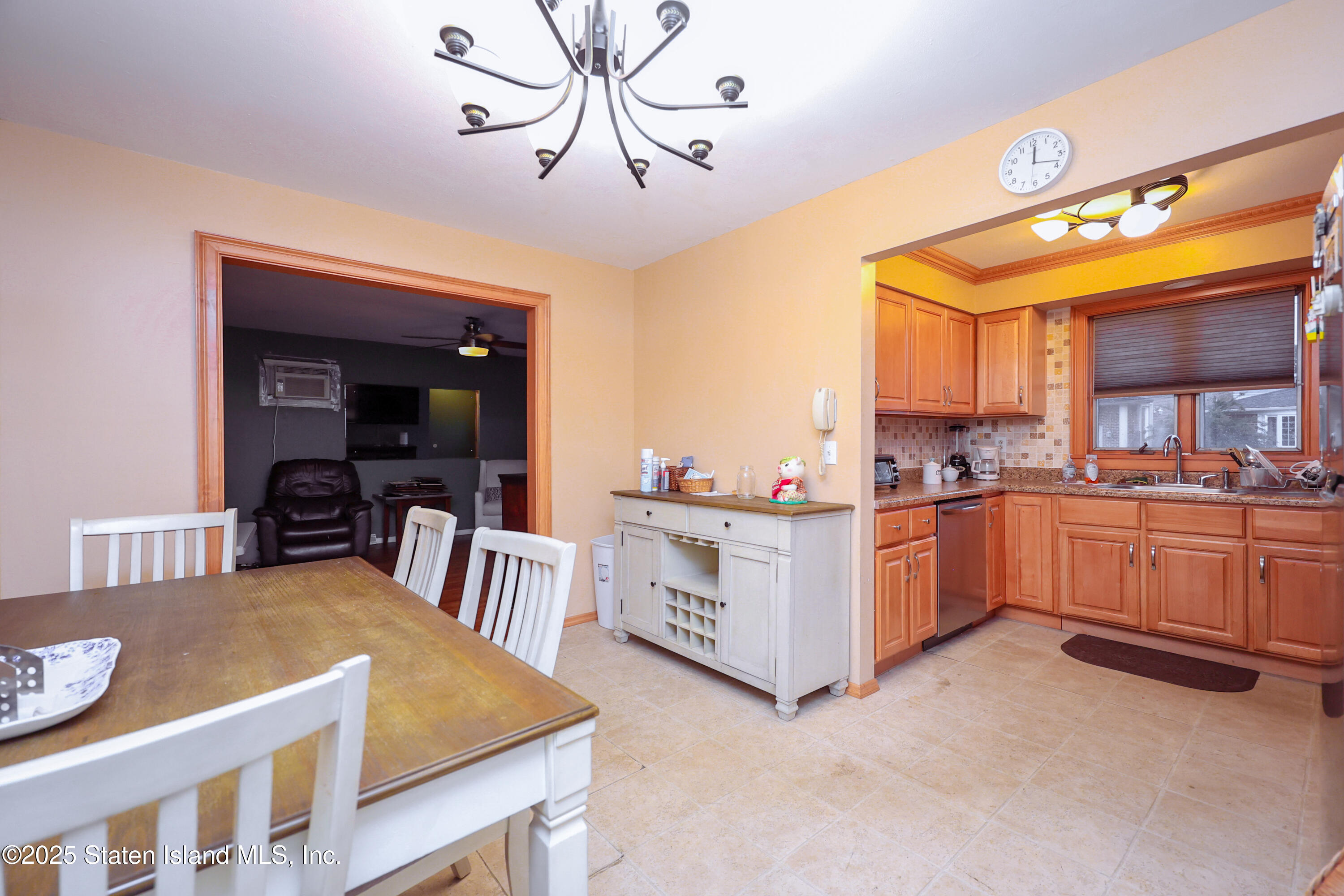72 Husson Street, Staten Island, New Mexico image 9