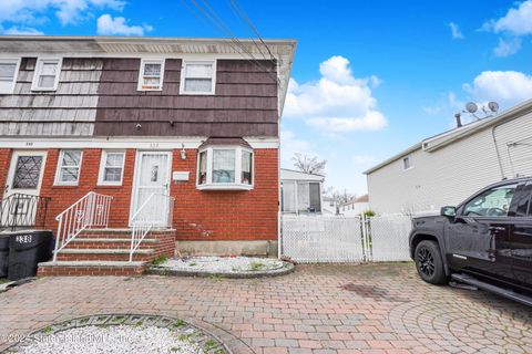 Single Family Residence in Staten Island NY 338 Naughton Avenue.jpg