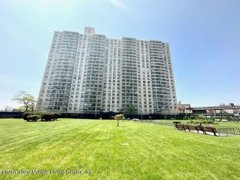Photo of 601 Surf Avenue #15n, Brooklyn, NY 11224 (MLS # 1161890)