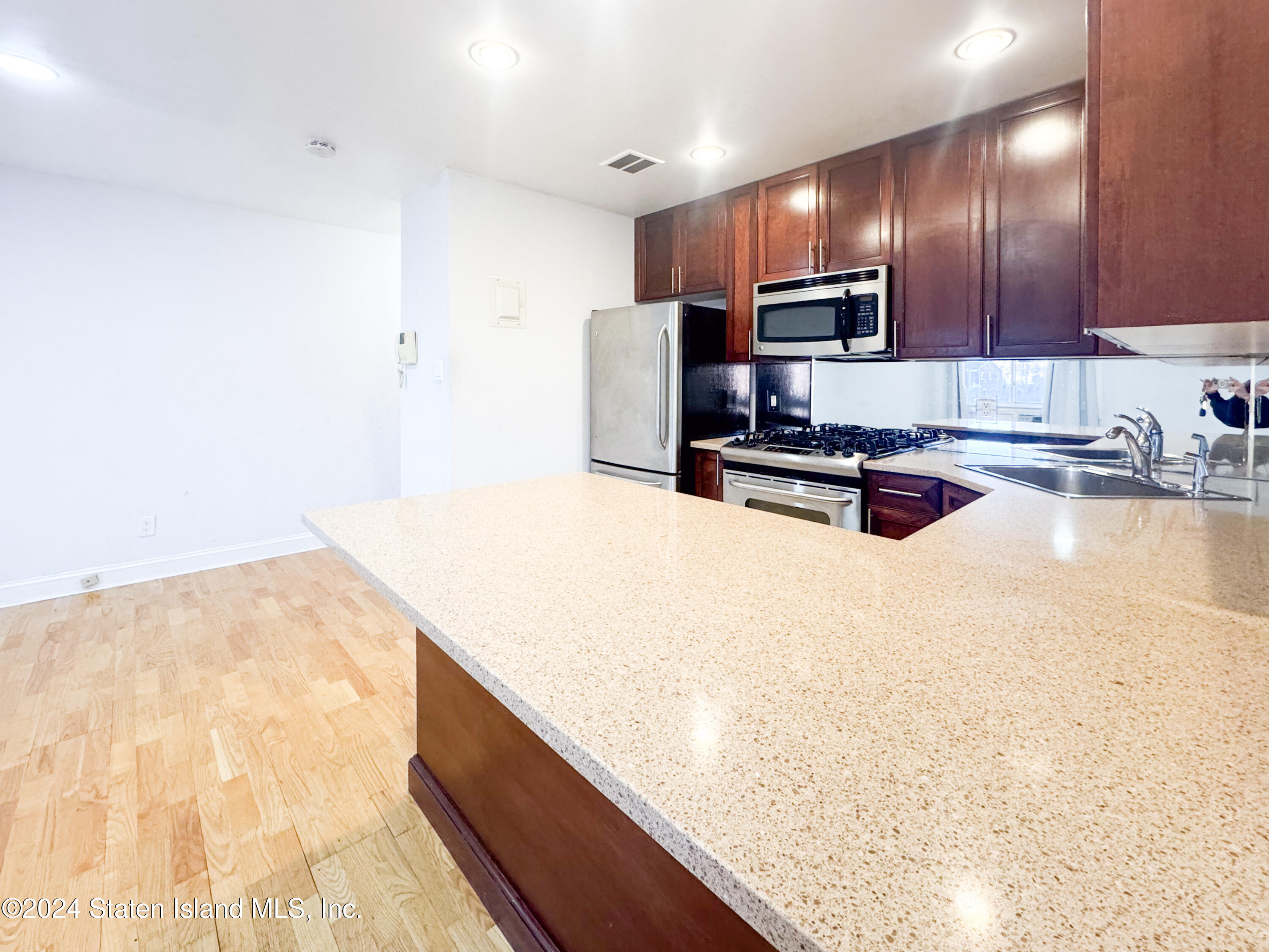 1306 Rockland Avenue #2D, Staten Island, New York image 7