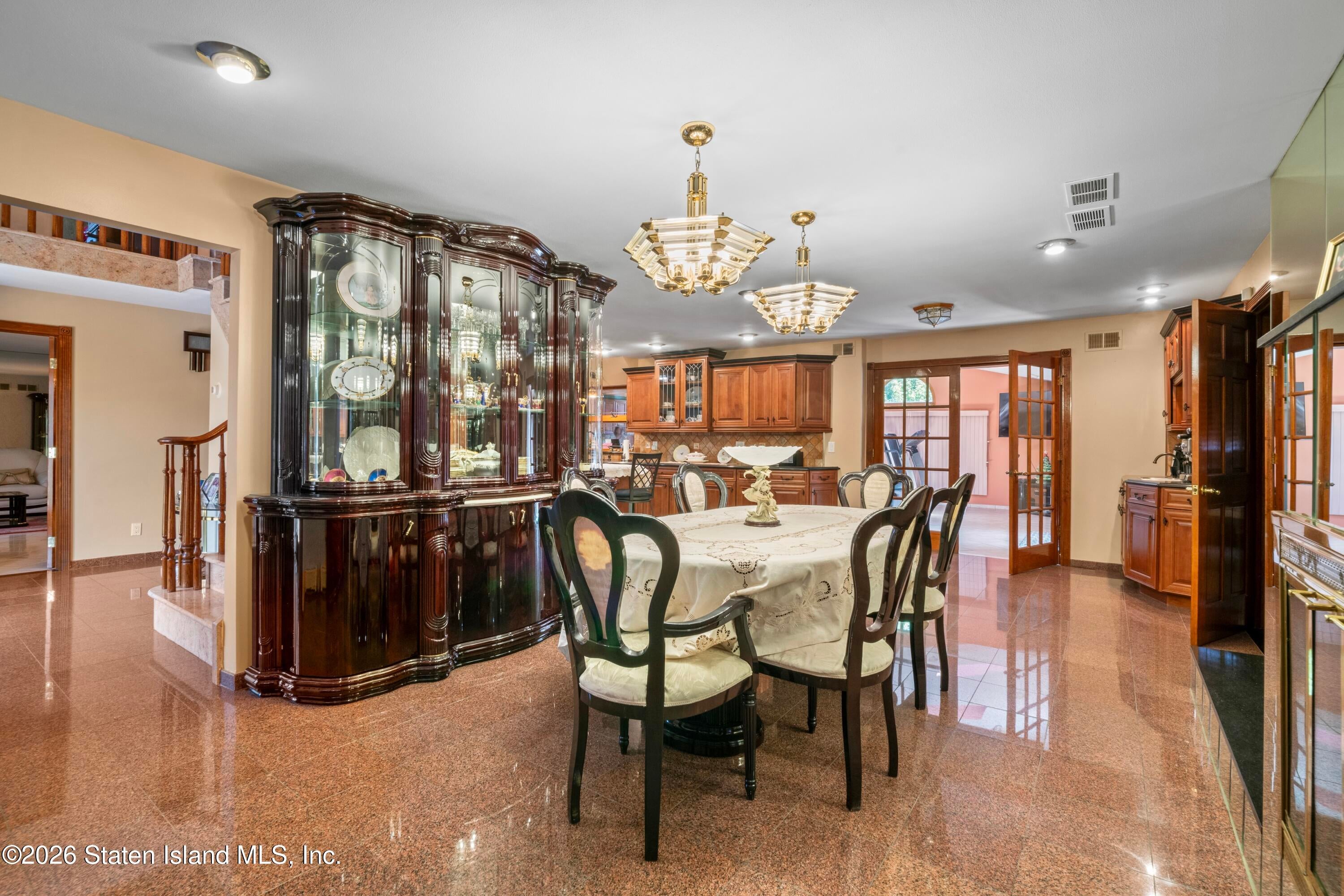 30 Alverson Loop, Staten Island, NY, 10309, USA, 5 Bedrooms Bedrooms, ,6 BathroomsBathrooms,Residential,Pending,30 Alverson Loop,2602735