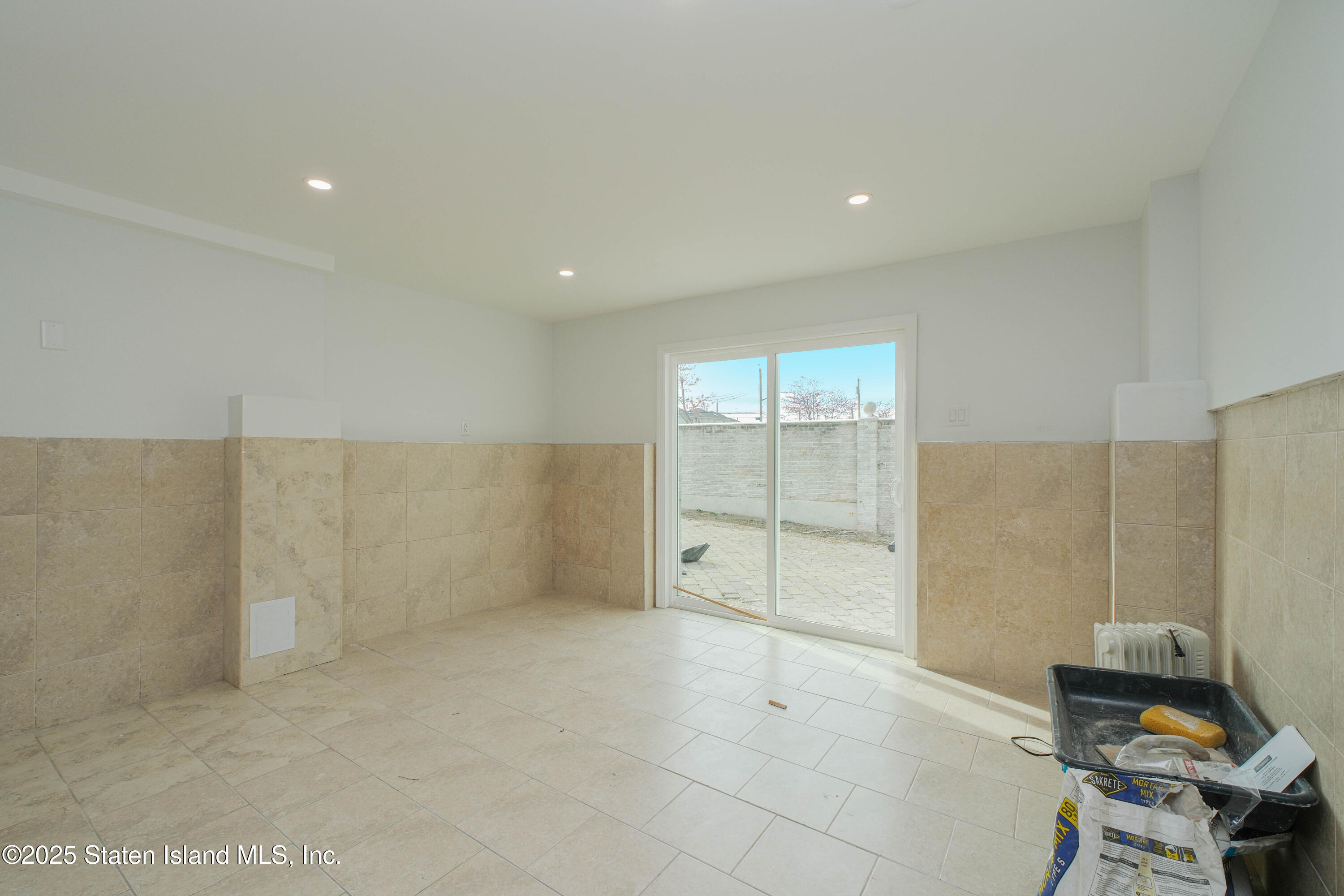 799 Father Capodanno Boulevard, Staten Island, New York image 38