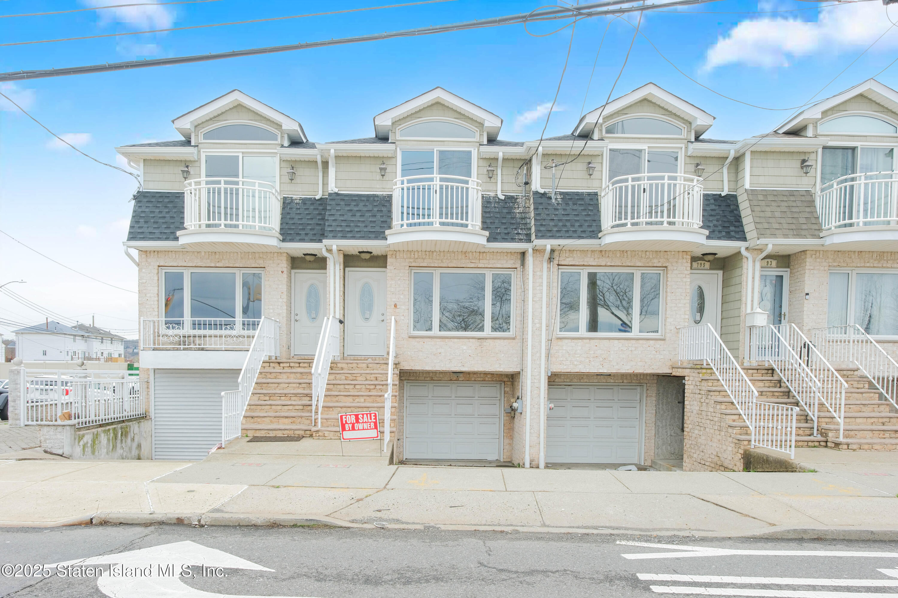 799 Father Capodanno Boulevard, Staten Island, New York image 1