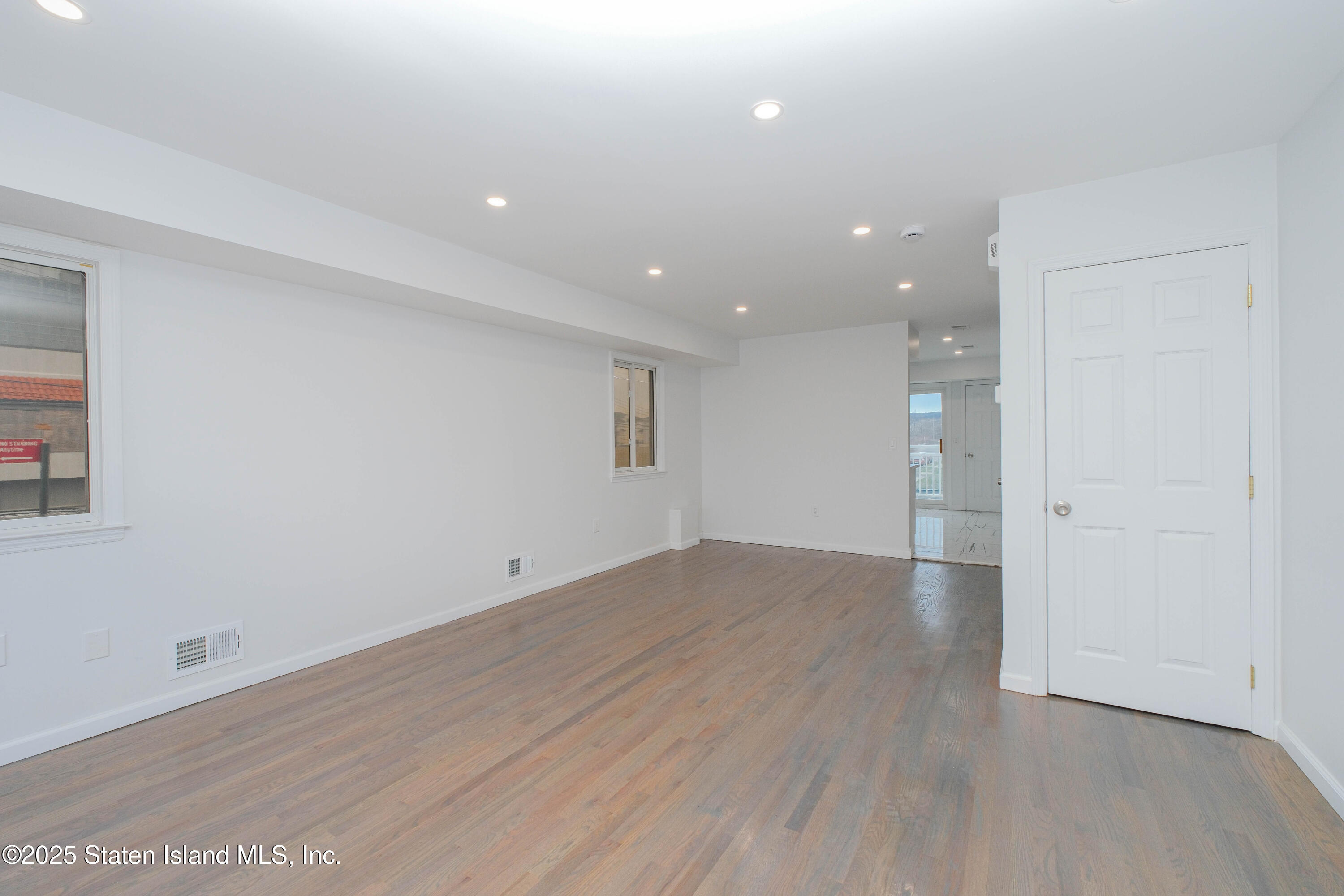 799 Father Capodanno Boulevard, Staten Island, New York image 10
