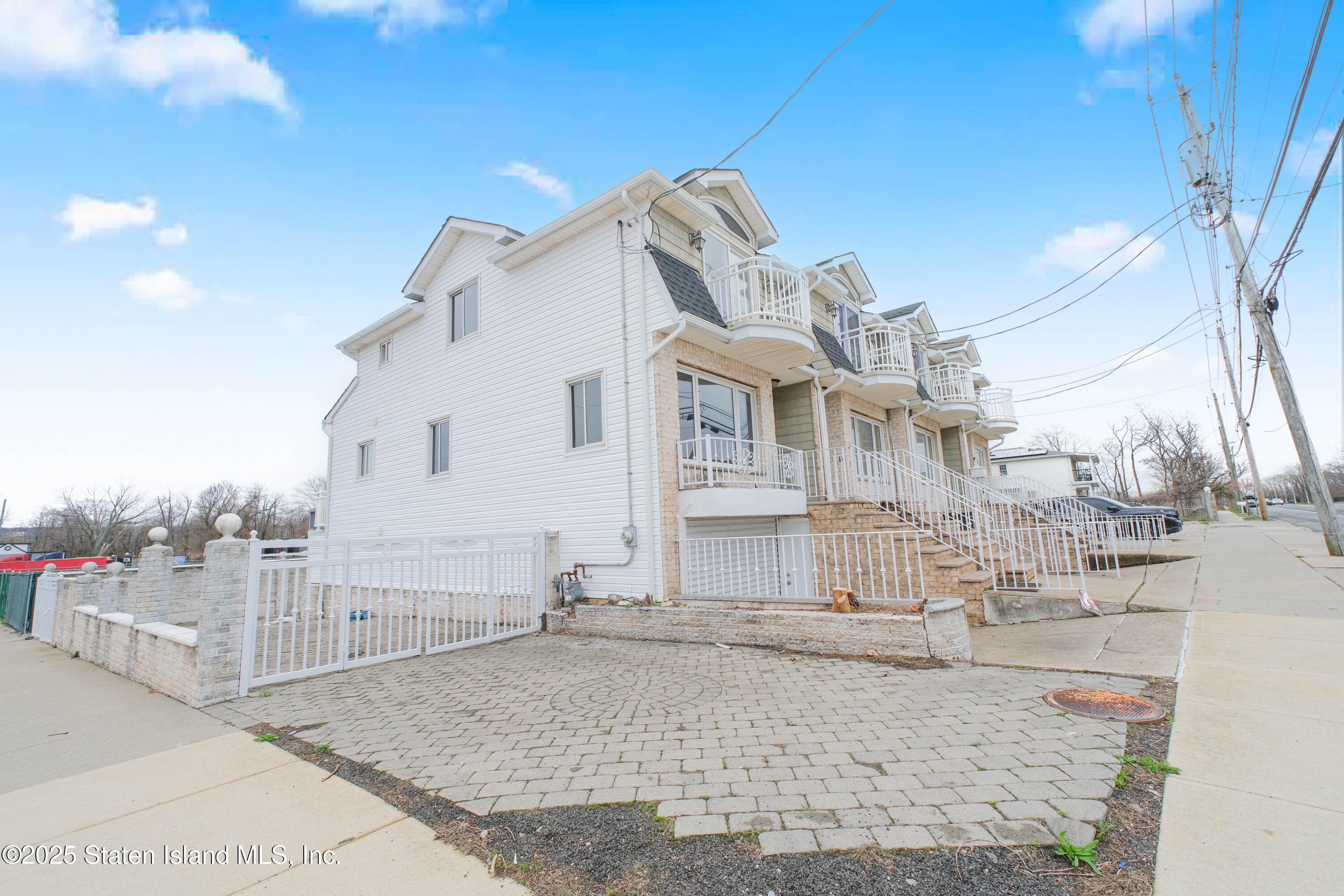 799 Father Capodanno Boulevard, Staten Island, New York image 3