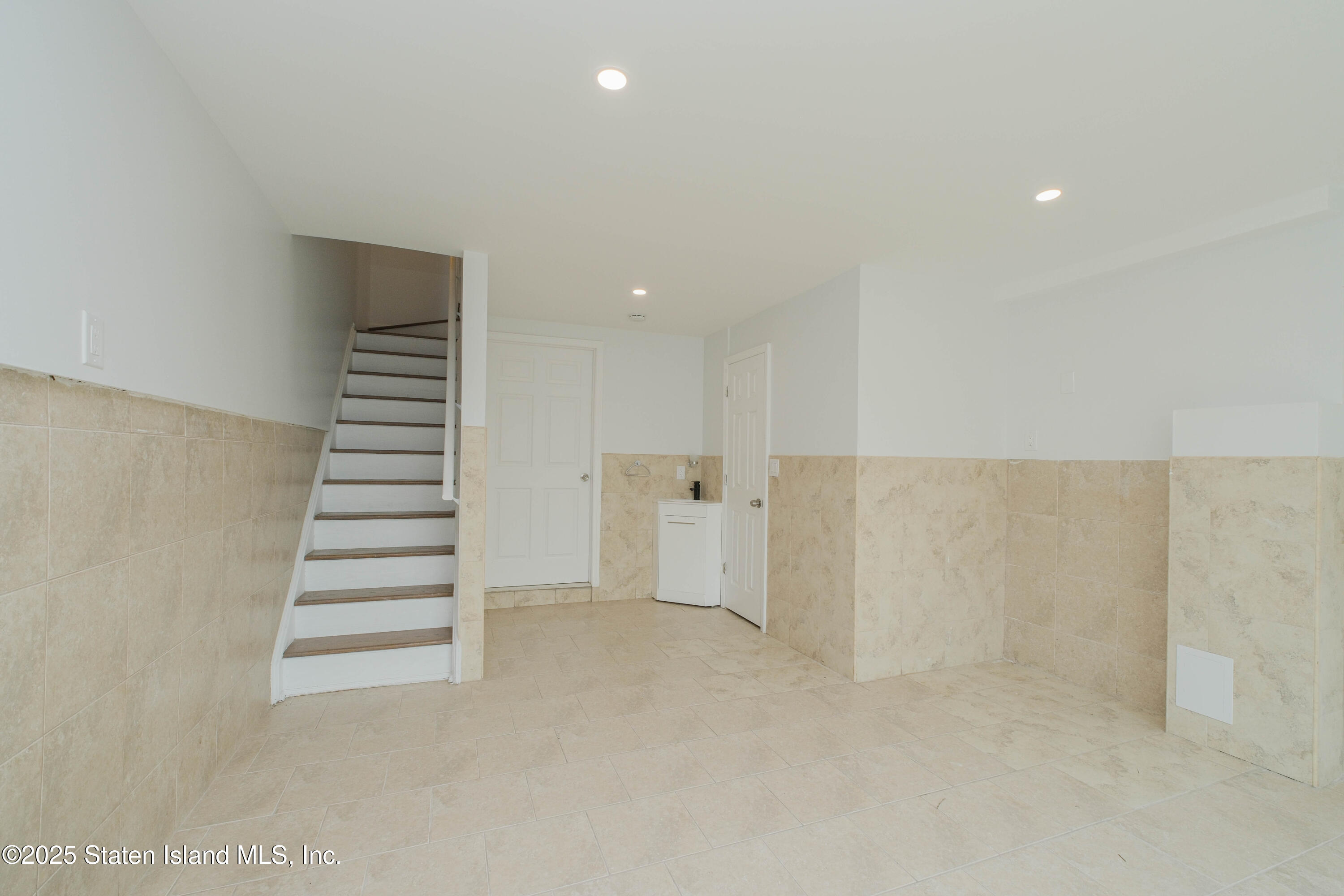 799 Father Capodanno Boulevard, Staten Island, New York image 40