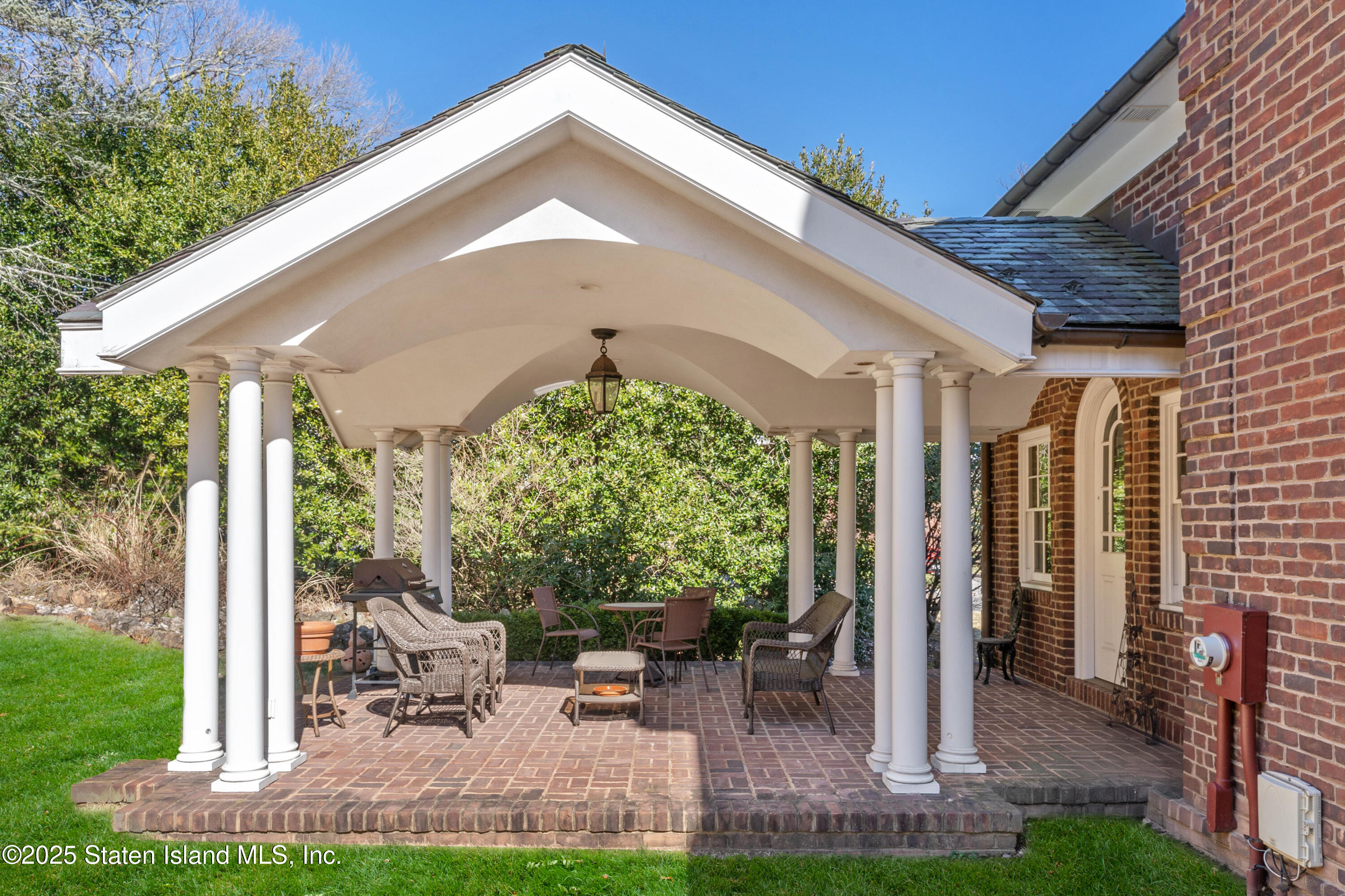 8 Circle Road, Staten Island, New York image 27