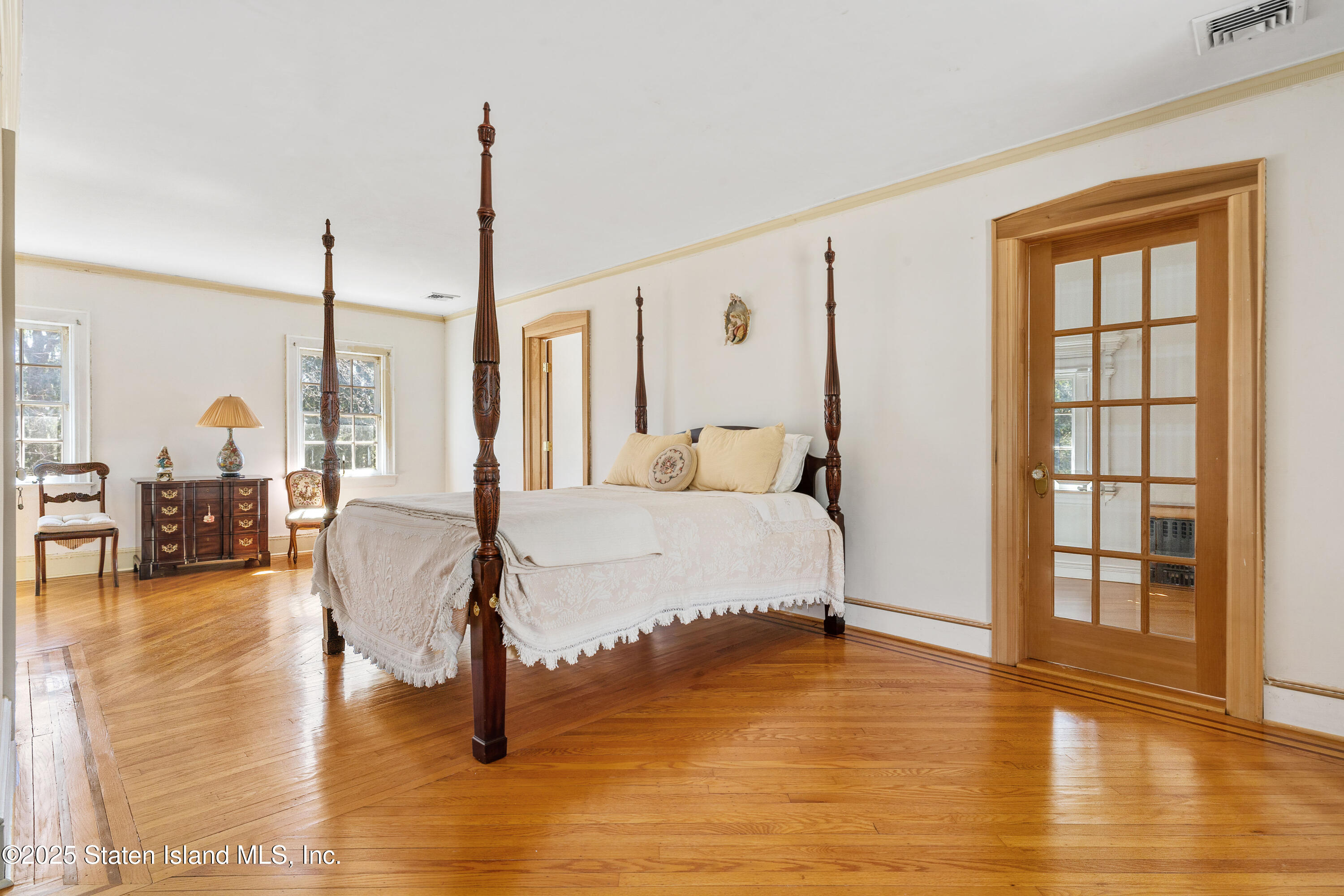 8 Circle Road, Staten Island, New York image 20