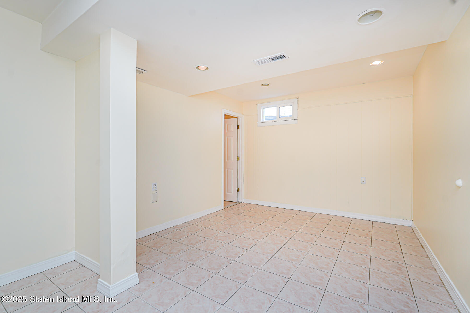 374 Tysens Lane, Staten Island, New York image 32