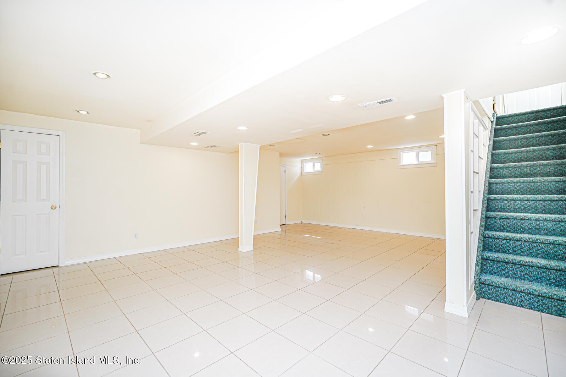 374 Tysens Lane, Staten Island, New York image 23