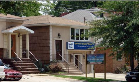 Photo of 3767 Richmond Avenue, Staten Island, NY 10312 (MLS # 2502434)