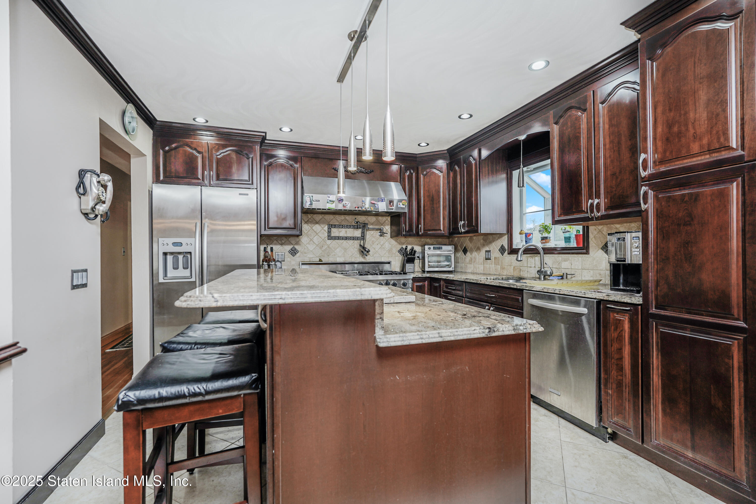 38 Case Avenue, Staten Island, New York image 14