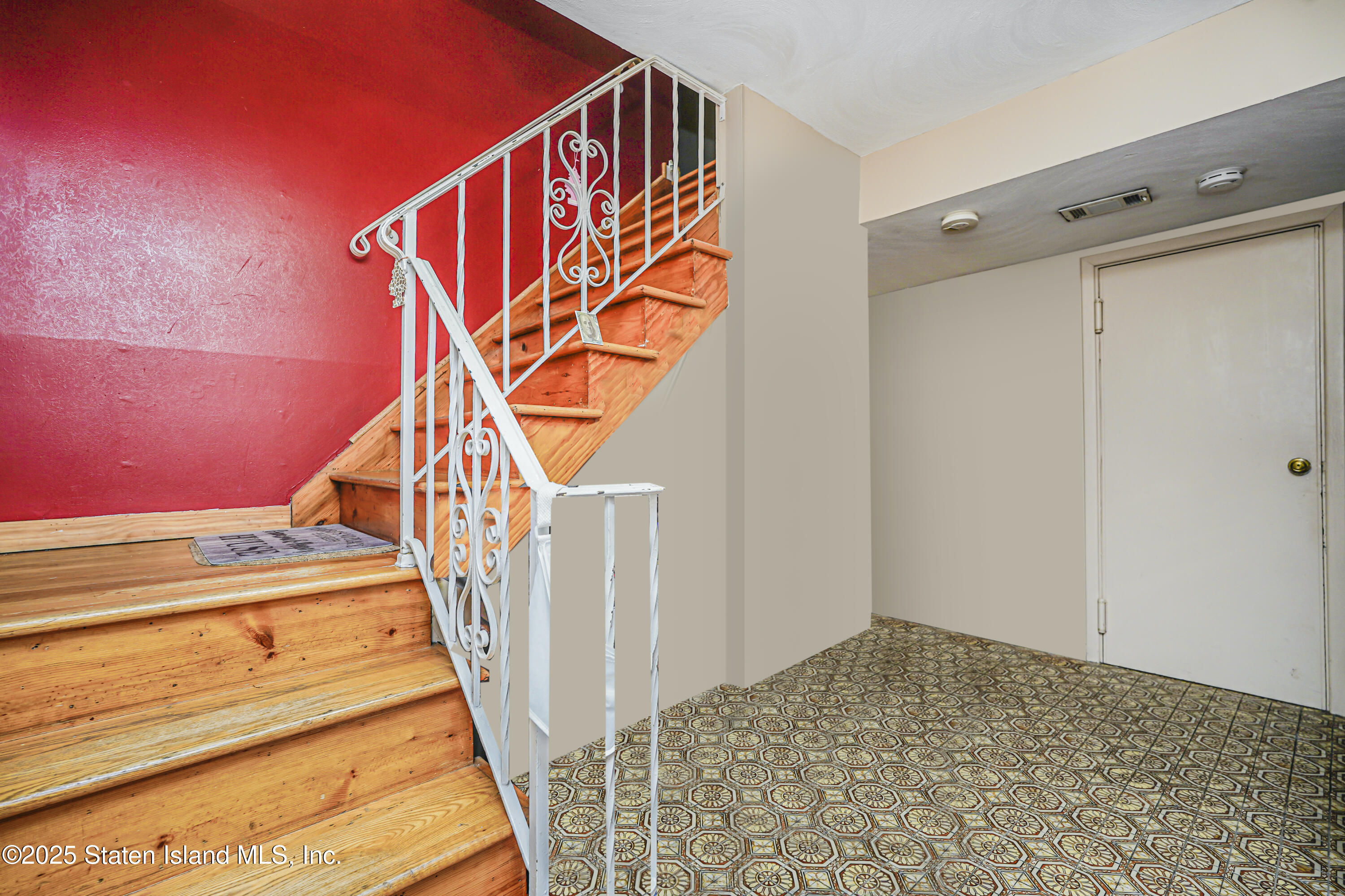 38 Case Avenue, Staten Island, New York image 4