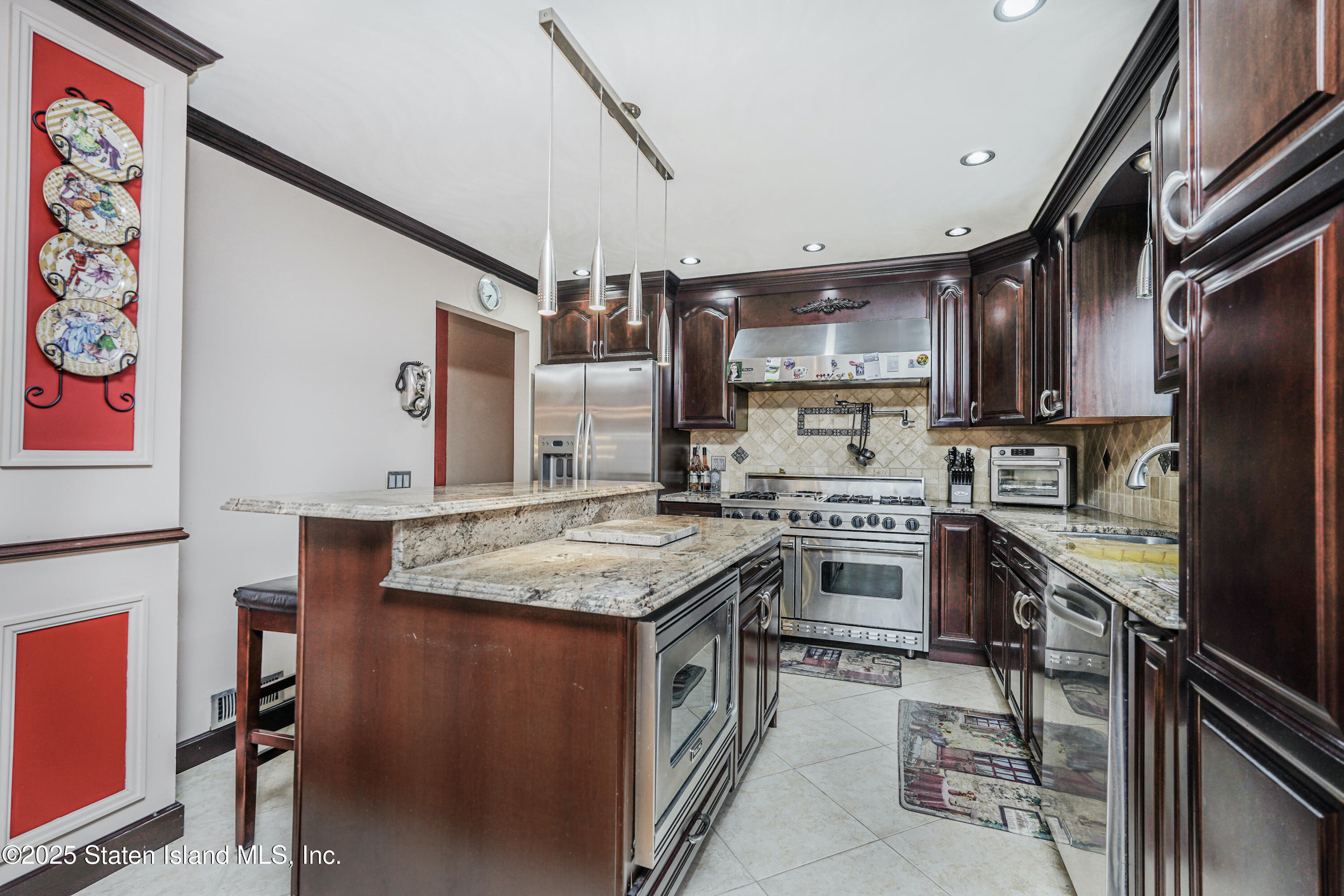 38 Case Avenue, Staten Island, New York image 10