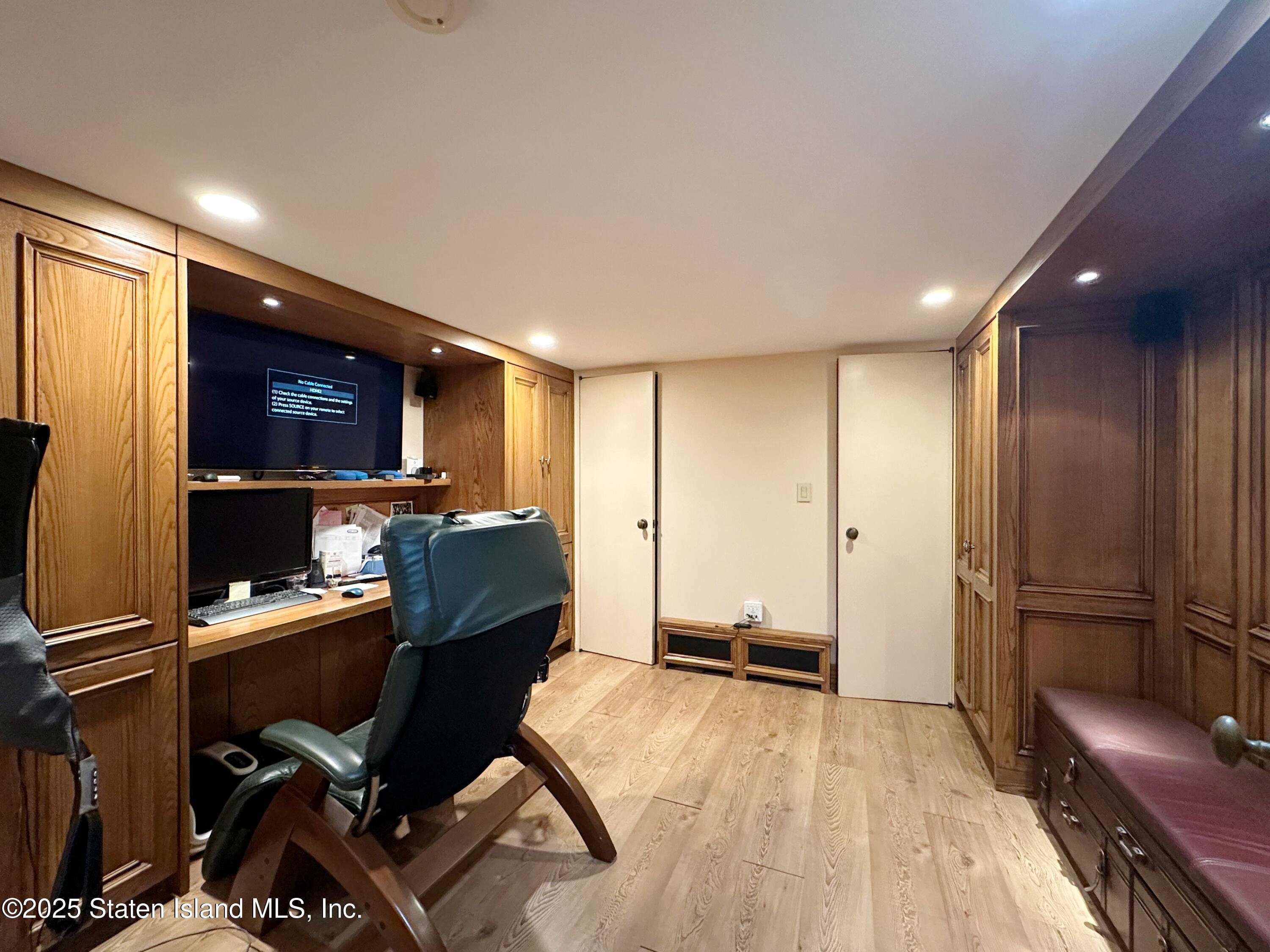 50-36 212nd Street, Queens, New York image 27