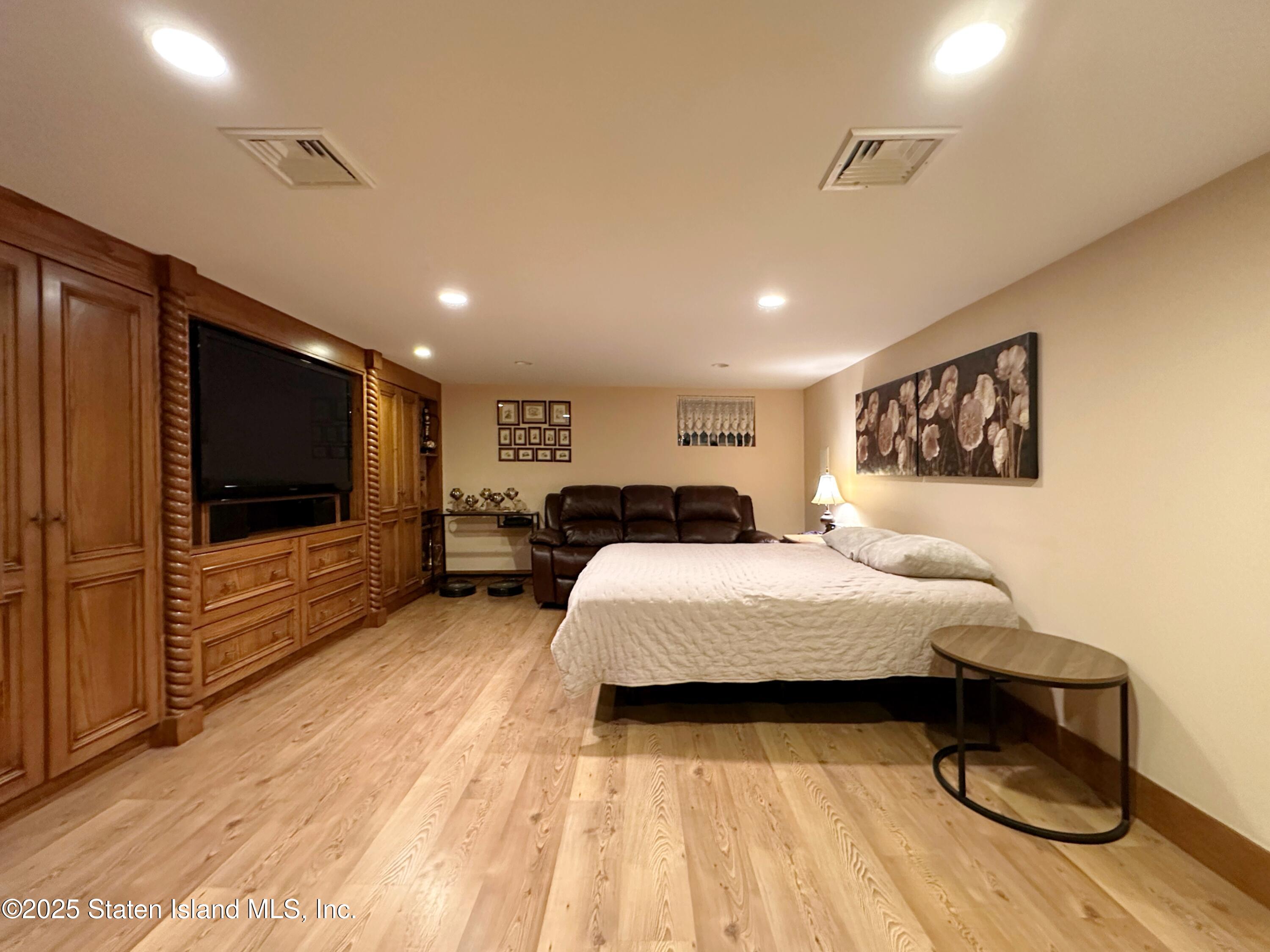 50-36 212nd Street, Queens, New York image 30