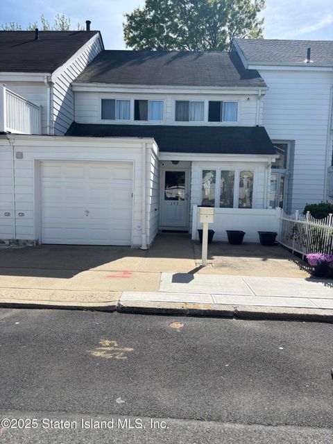 Photo of 153 Carlyle Green, Staten Island, NY 10312 (MLS # 2502417)