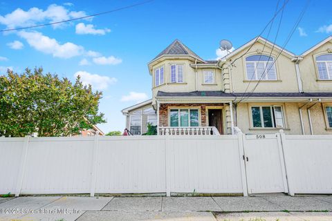 Photo of 508 New Dorp Lane, Staten Island, NY 10306 (MLS # 2503597)