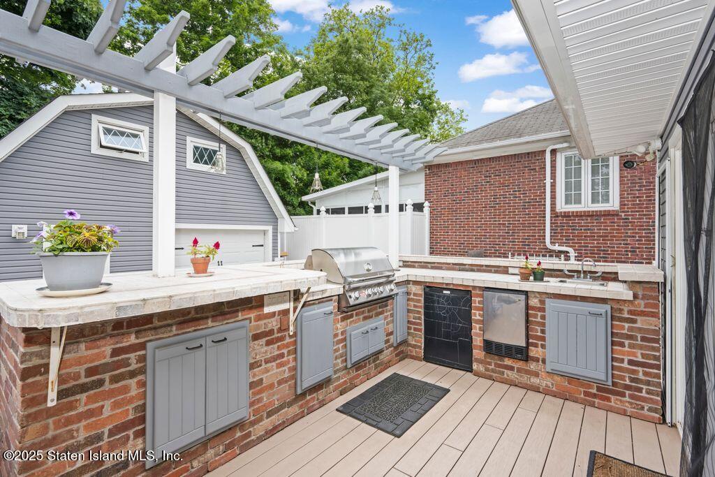 575 Bement Avenue, Staten Island, New York image 26