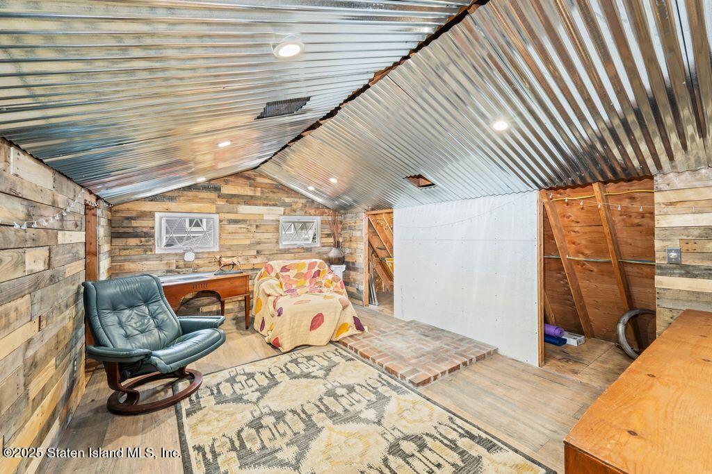 575 Bement Avenue, Staten Island, New York image 32
