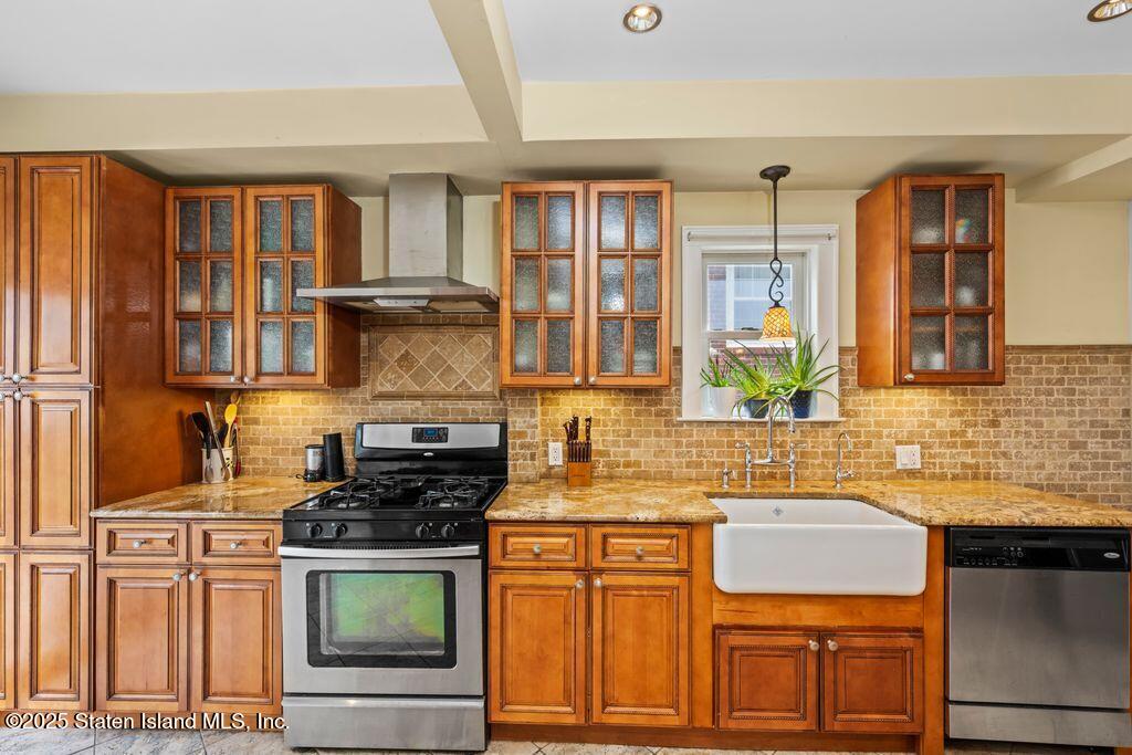575 Bement Avenue, Staten Island, New York image 13