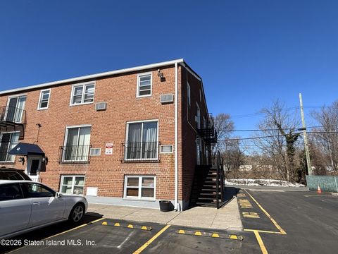 Photo of 65 Vera Street #45b, Staten Island, NY 10305 (MLS # 2601265)
