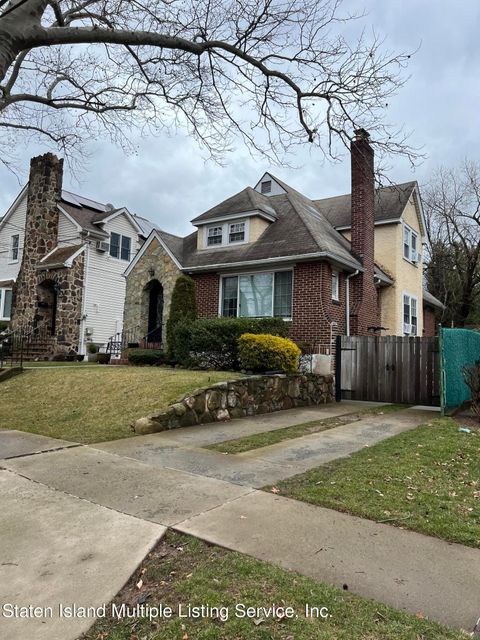 Photo of 161 Providence Street, Staten Island, NY 10304 (MLS # 1160583)