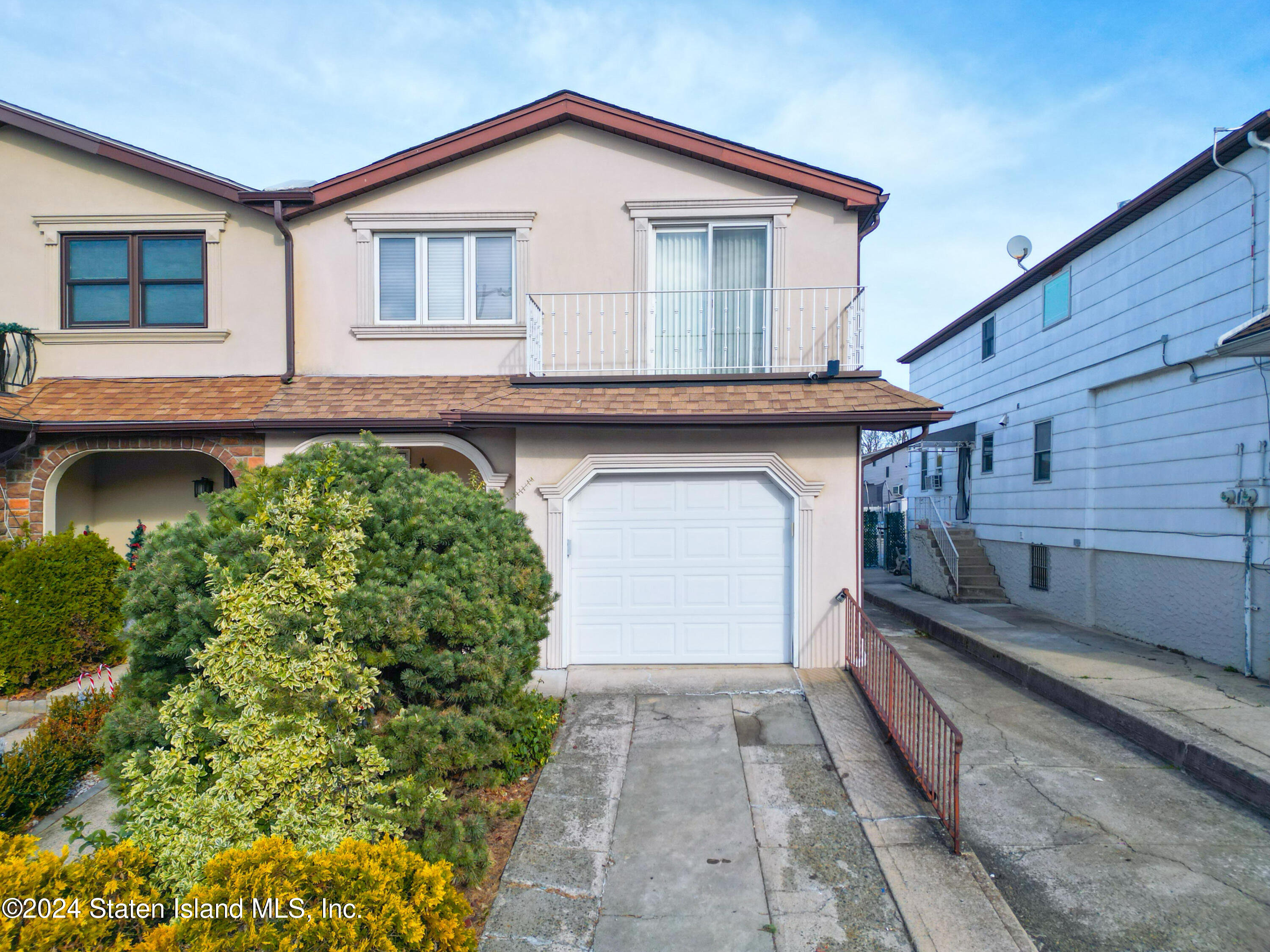 459 Klondike Avenue, Staten Island, New York image 2