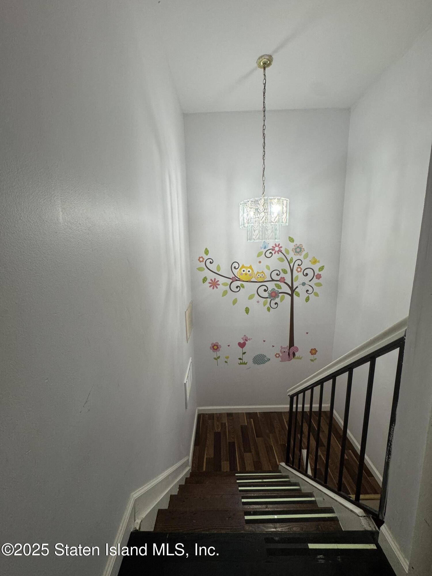 61 Country Drive, Staten Island, New York image 12